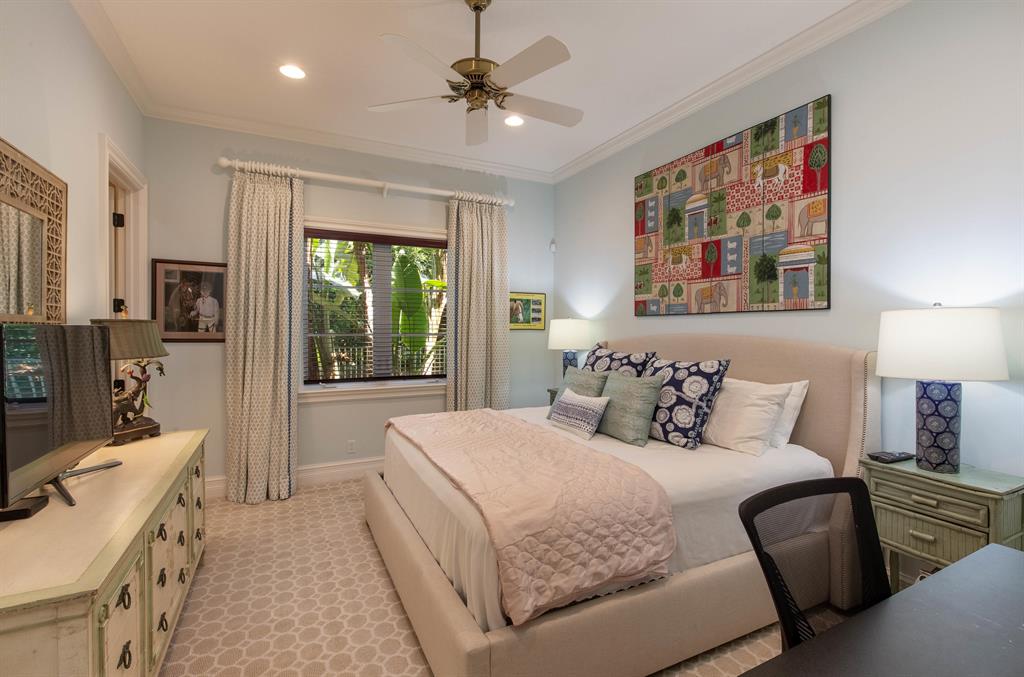 MIZNER ESTATES OF PALM BEACH POLO & COUN - Residential