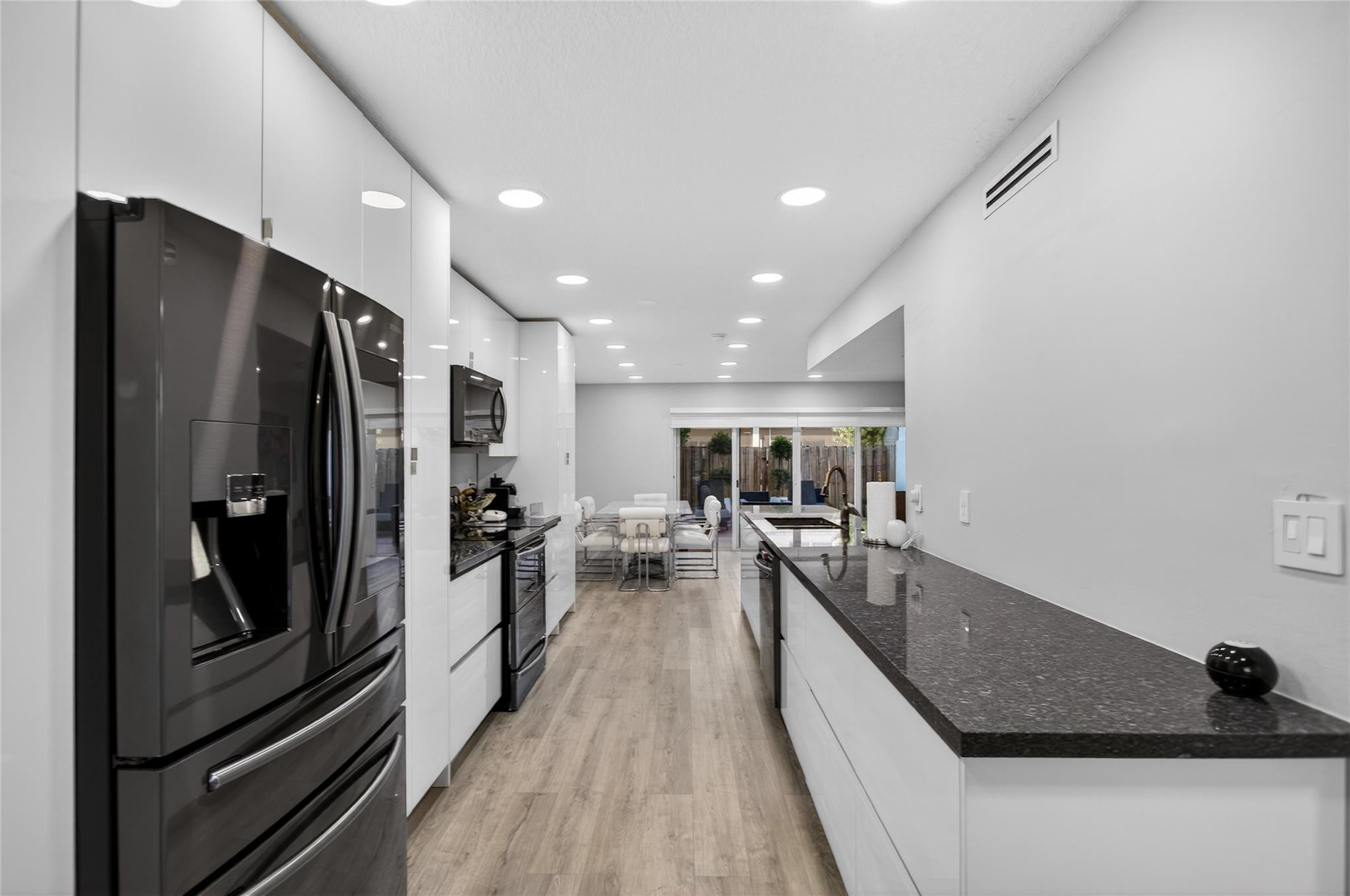 Hollywood Gardens - Residential