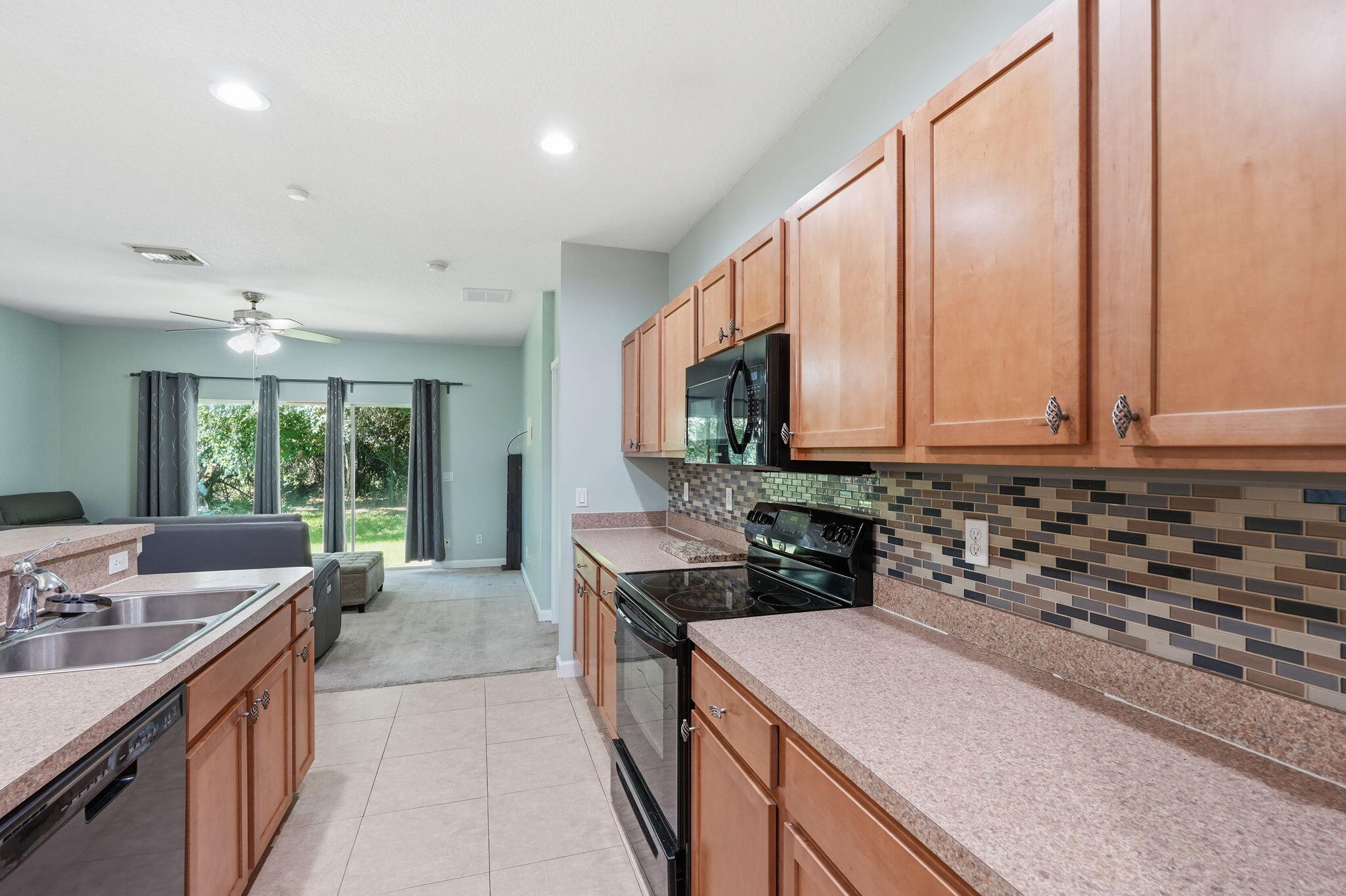 RIVER OAKS - Residential
