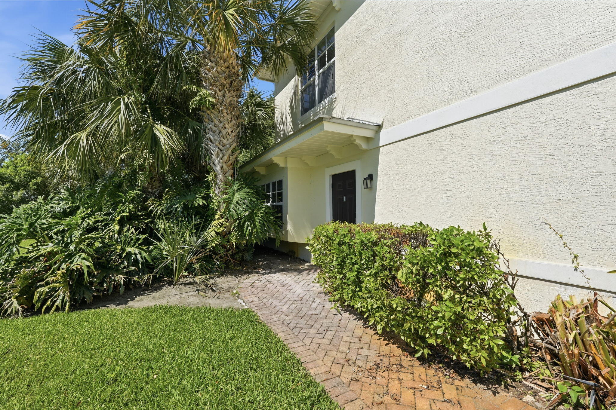 RIVER OAKS - Residential