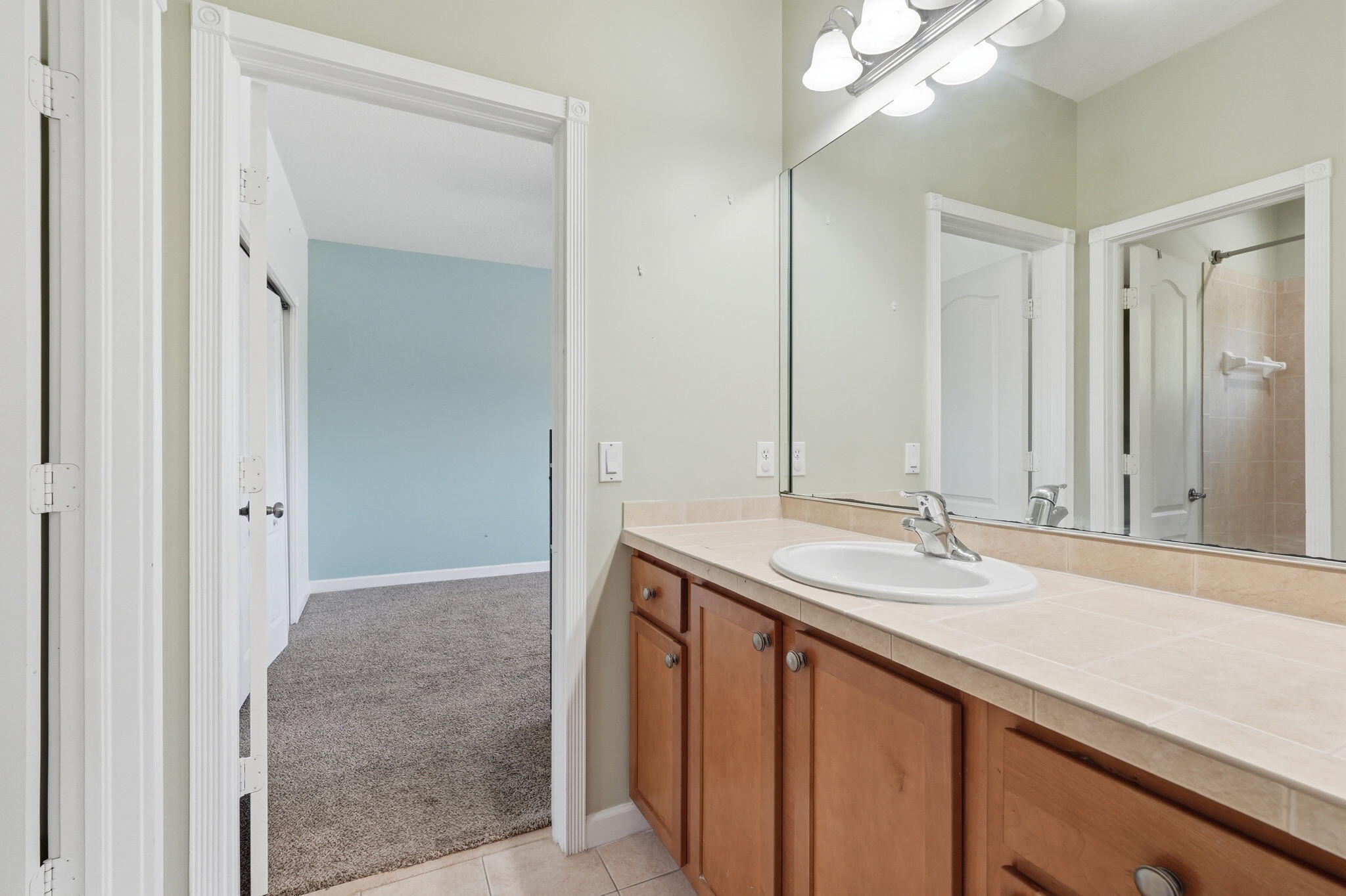 RIVER OAKS - Residential