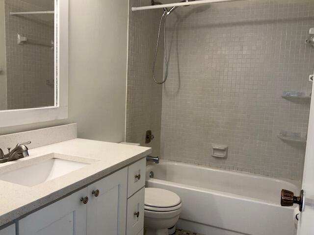 LAVERS DELRAY RACQUET CLUB CONDO - Residential Lease