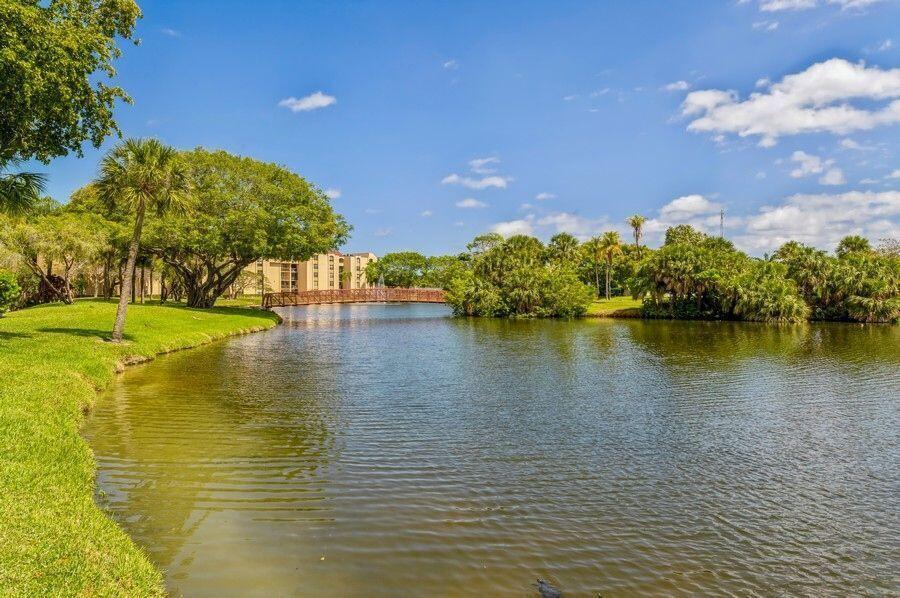LAVERS DELRAY RACQUET CLUB CONDO - Residential Lease