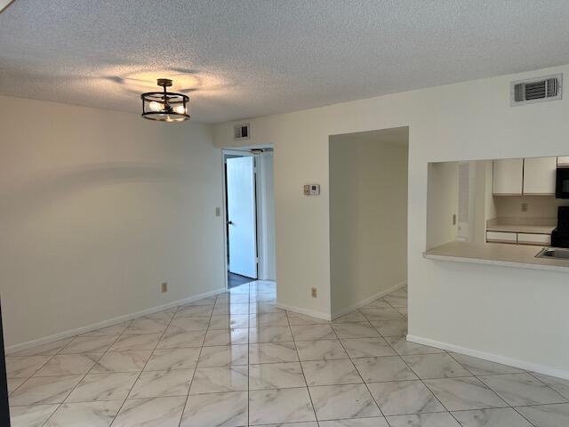 LAVERS DELRAY RACQUET CLUB CONDO - Residential Lease