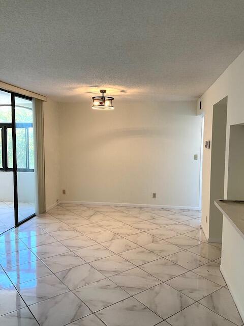 LAVERS DELRAY RACQUET CLUB CONDO - Residential Lease