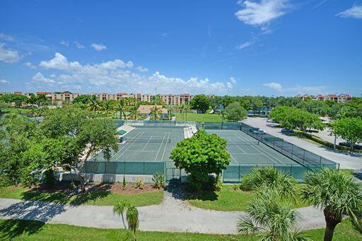 LAVERS DELRAY RACQUET CLUB CONDO - Residential Lease