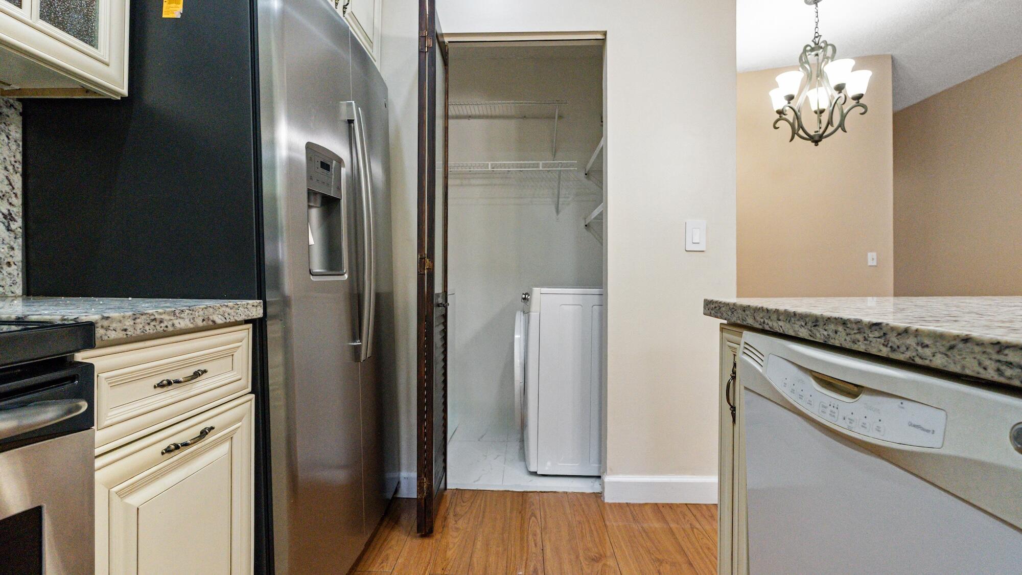 WOODGATE CONDOMINIUM 31 - Residential
