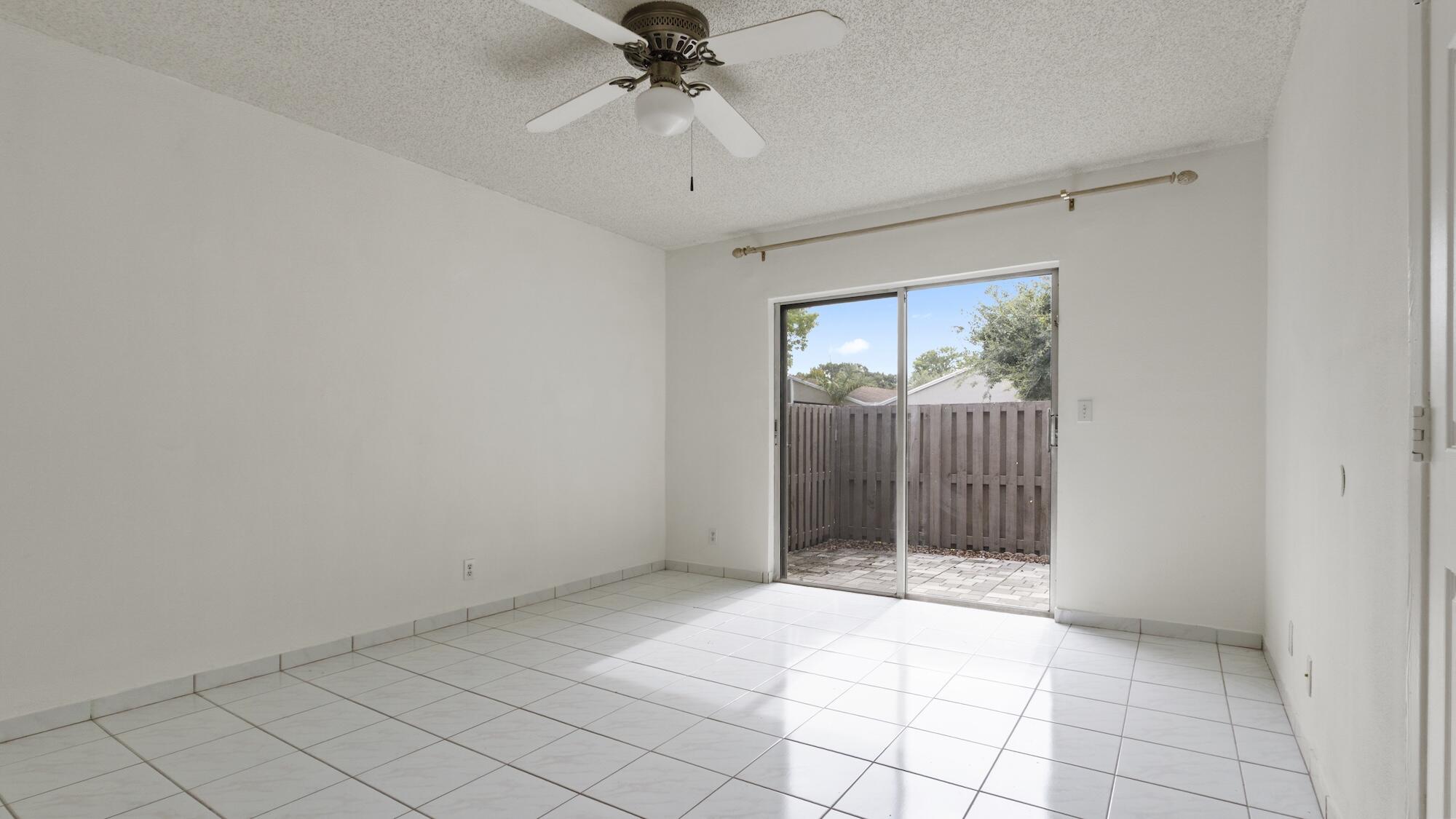WOODGATE CONDOMINIUM 31 - Residential