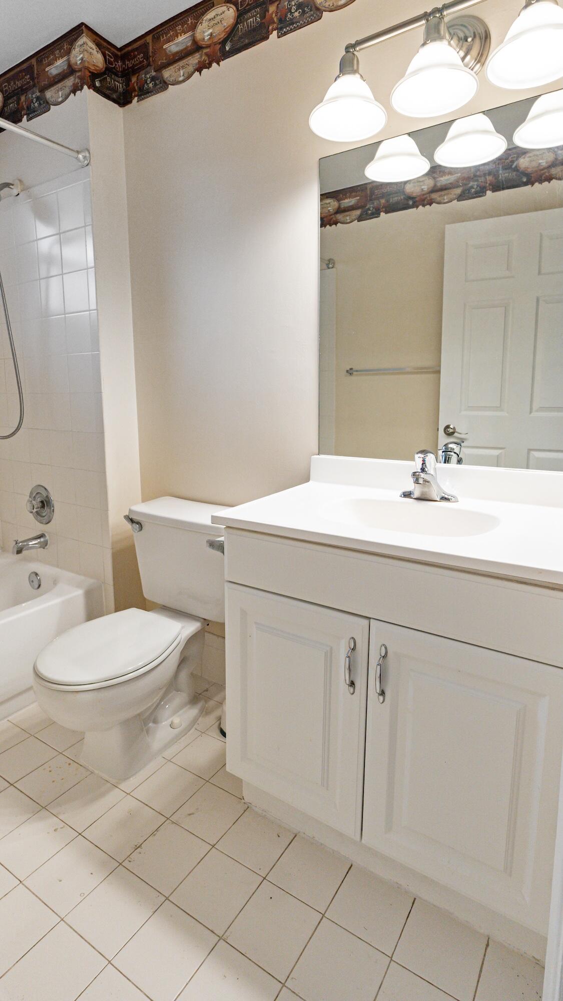 WOODGATE CONDOMINIUM 31 - Residential