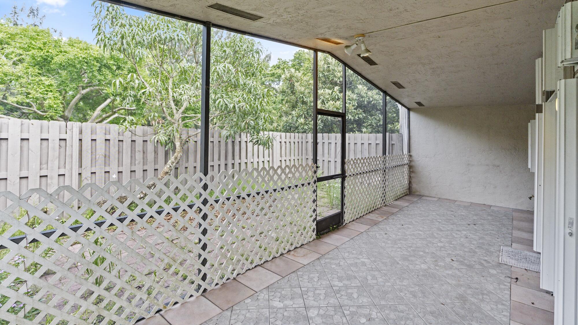 WOODGATE CONDOMINIUM 31 - Residential