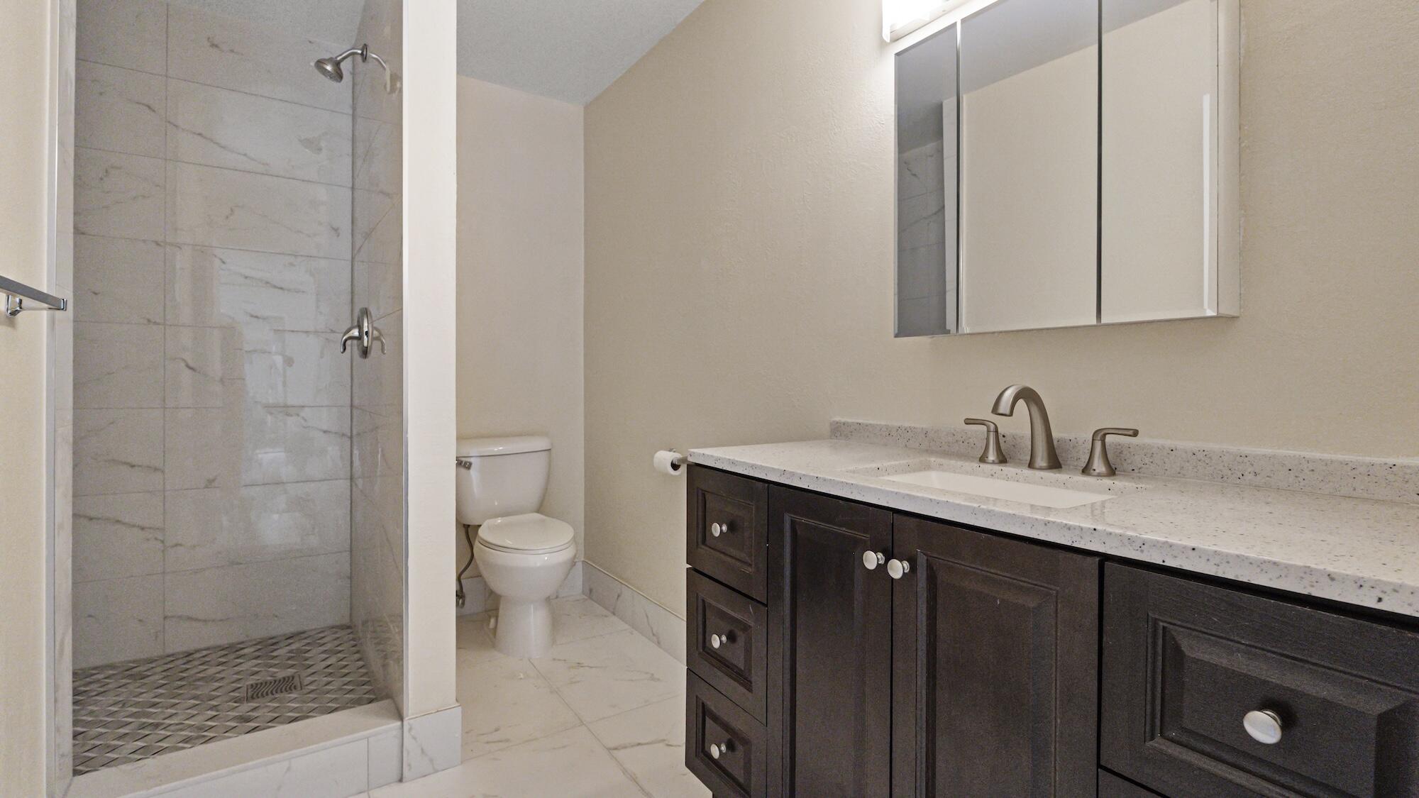 WOODGATE CONDOMINIUM 31 - Residential