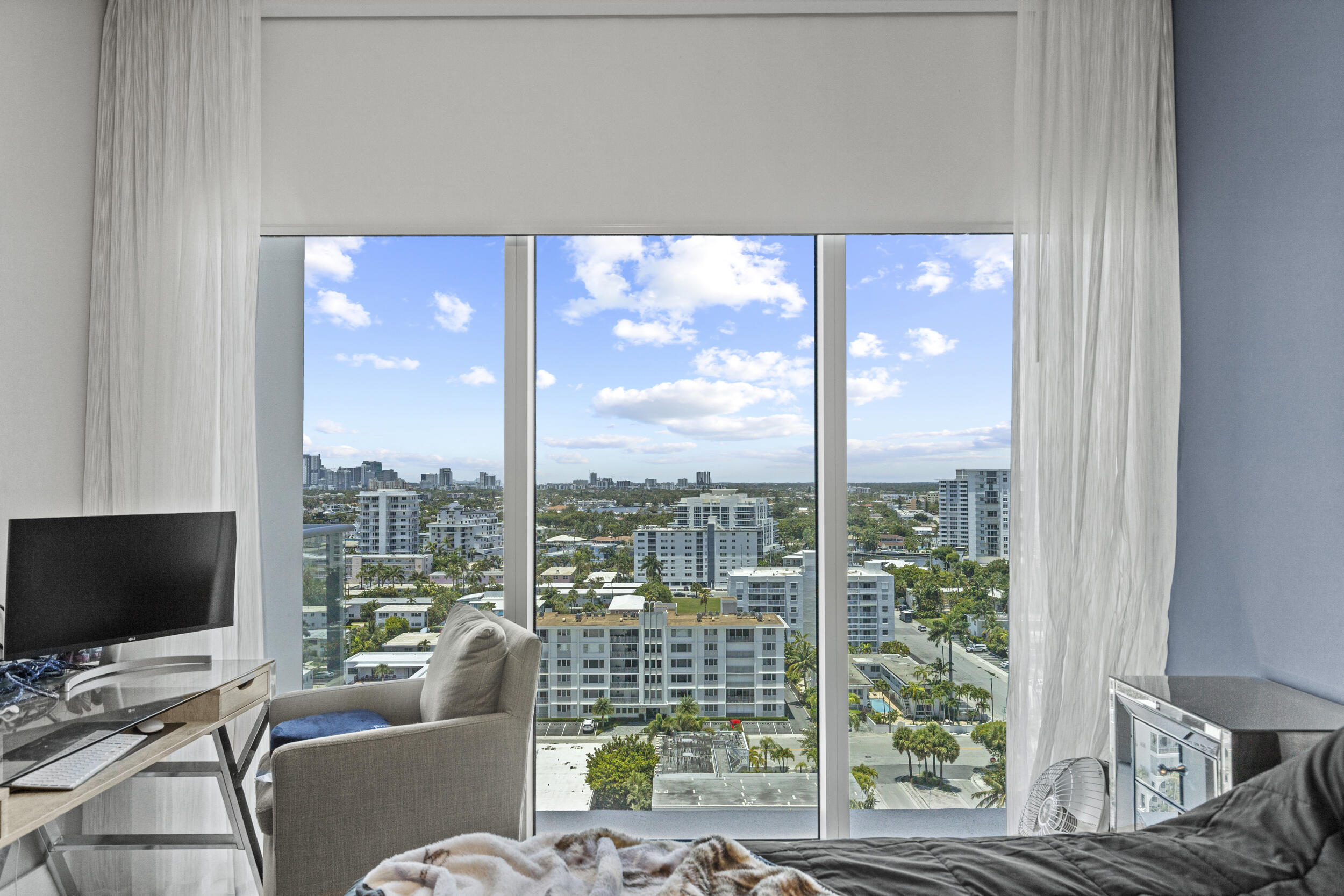 PARAMOUNT FT LAUDERDALE CONDO - Residential Lease
