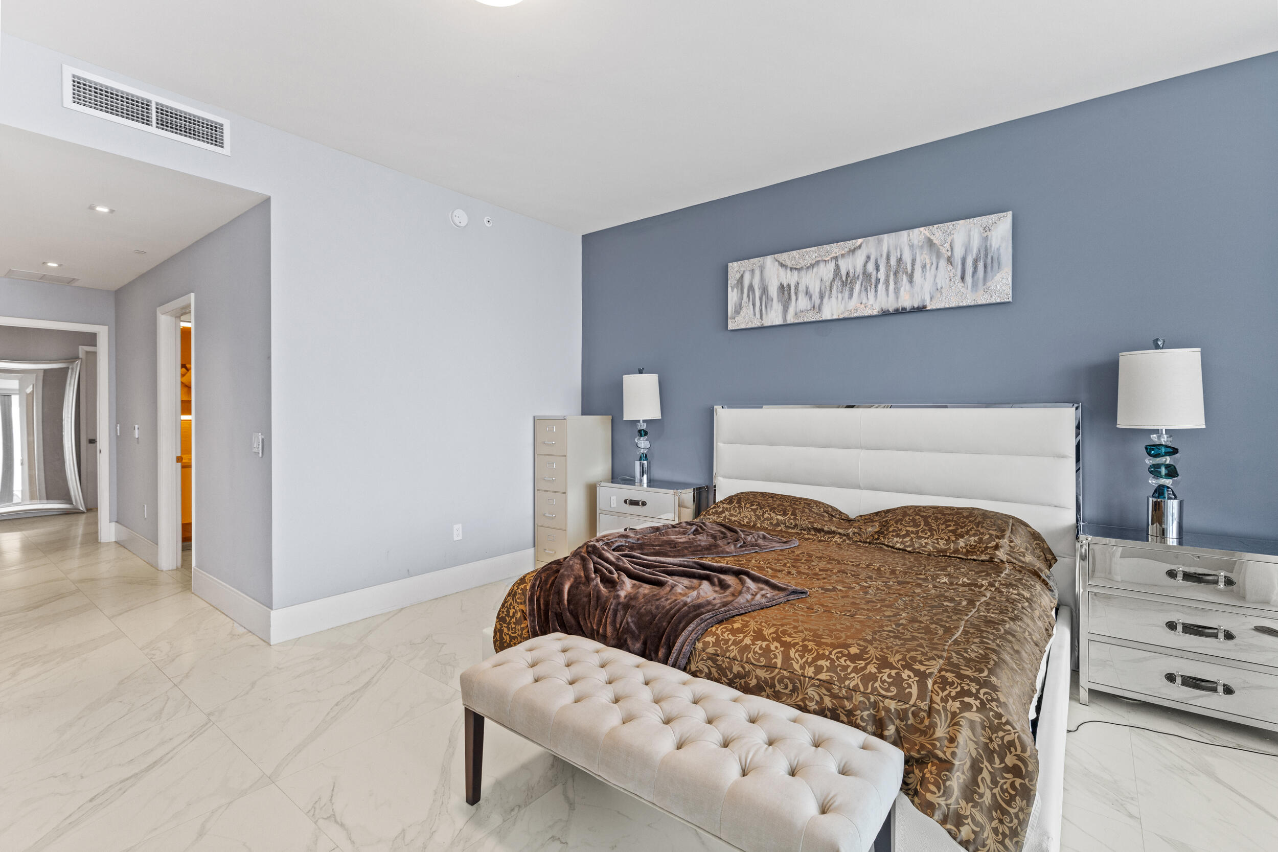 PARAMOUNT FT LAUDERDALE CONDO - Residential Lease