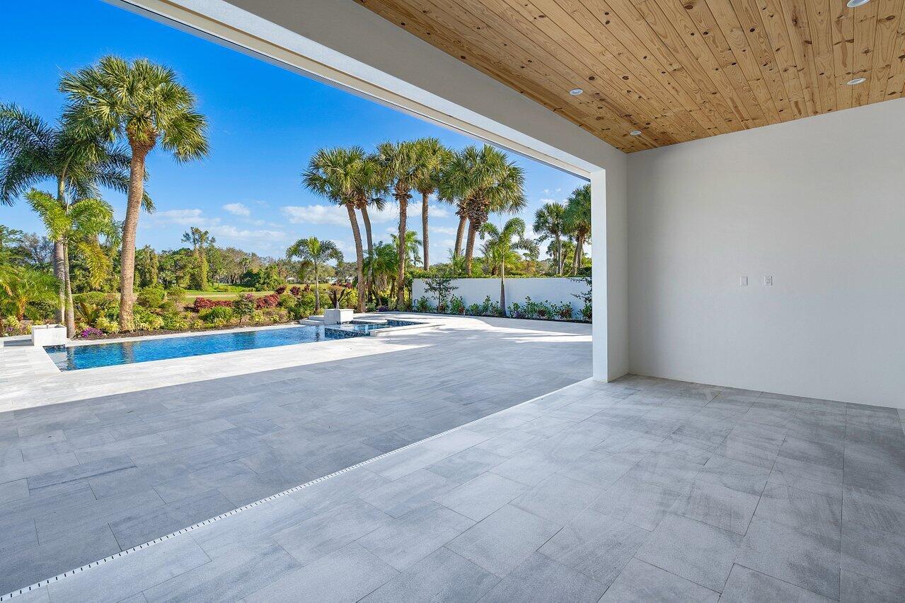 FRENCHMANS CREEK - Residential
