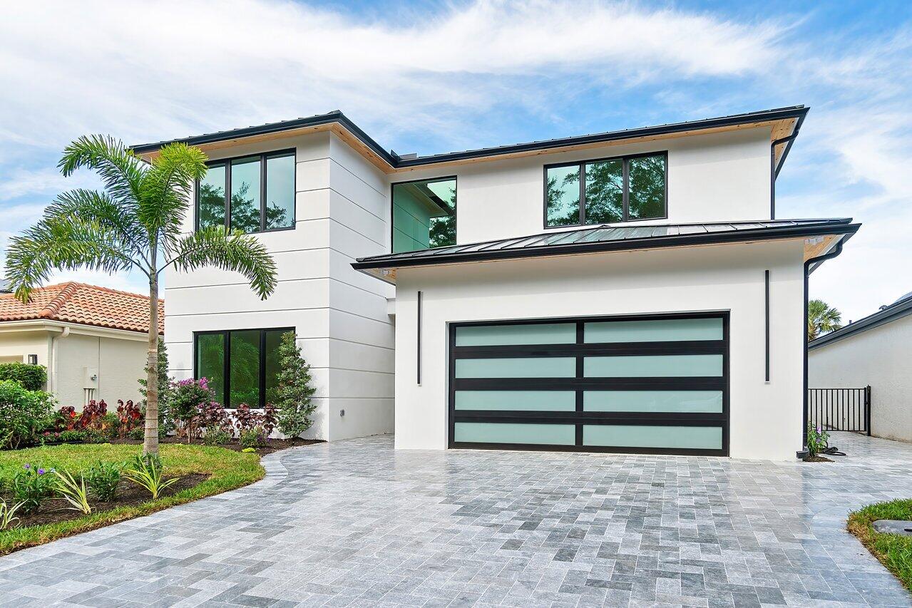 FRENCHMANS CREEK - Residential