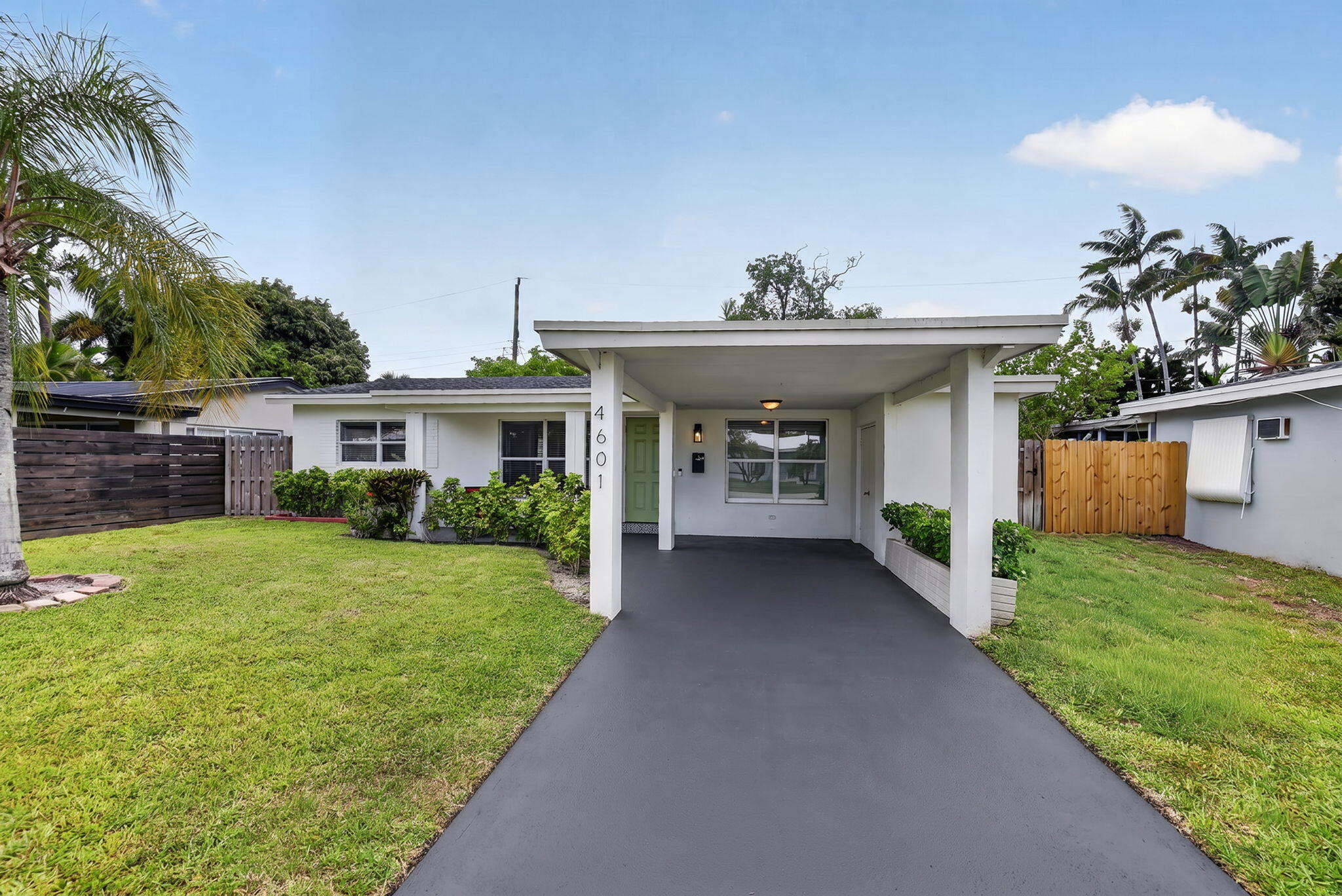 WELCOME TO THIS GORGEOUS 3BED 2BA HOME THAT HAS BEEN RENOVATED FROM THE ROOF 2024, WINDOWS, KITCHEN ,BATHS, FLOORS, CUSTOM CABINETRY IN THE  KITCHEN/BATHS. USED AS AN AIRBNB. THIS HOME CAN BE BOUGHT FURNISHED. THE LUXURIOUS PRIMARY HAS SPACE AND SOPHISTICATION.2 NICE SIZED BEDROOMS AND ANOTHER RENOVATED BATH.  THE BACKYARD IS AN ENTERTAINERS DREAM ALL ON THE MOST BEAUTIFUL STREET IN THE CONVENIENTLY LOCATED NORTH ANDREWS GARDENS.  CLOSE TO 95, AIRPORTS, BEACHES, DOWNTOWN OAKLAND PARK AND THE WORLD FAMOUS WILTON MANORS.THIS HOME IS  A MUST SEE. BRING YOUR TOOTHBRUSH AND MOVE RIGHT IN