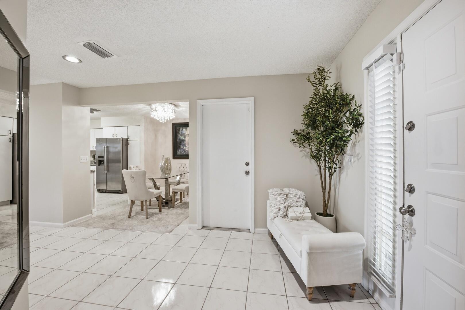 BOCA GARDENS - Residential