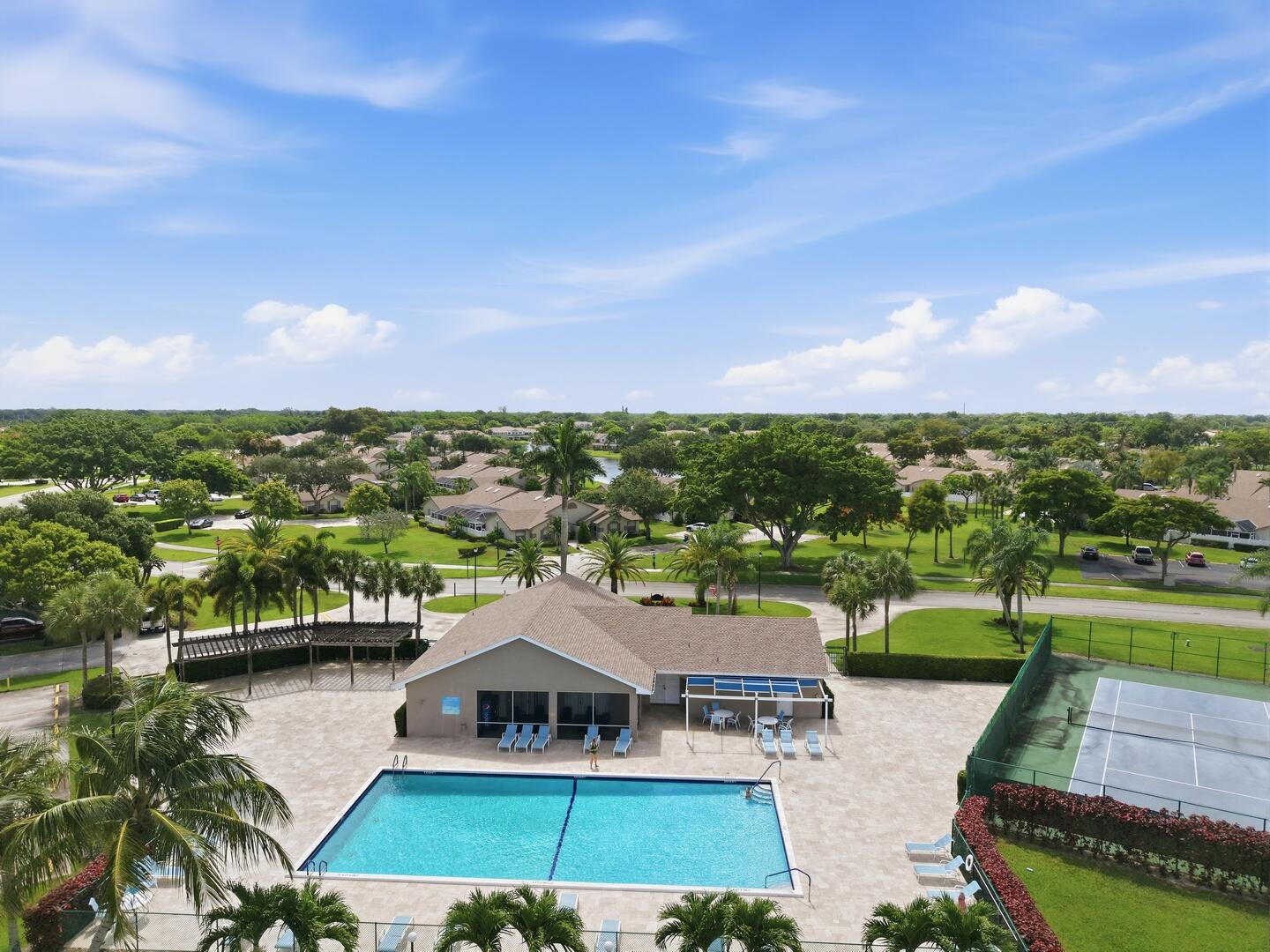 BOCA GARDENS - Residential
