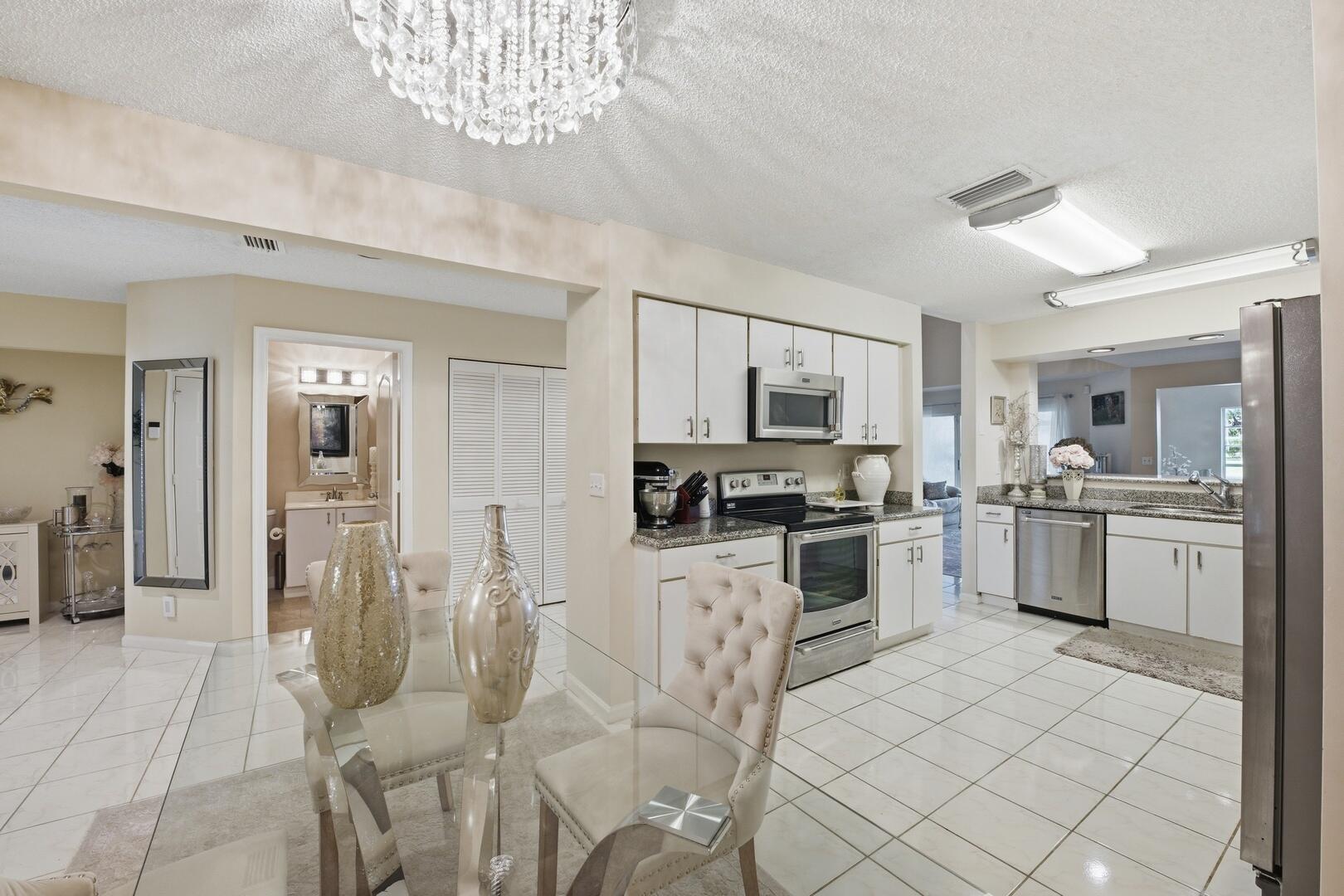 BOCA GARDENS - Residential