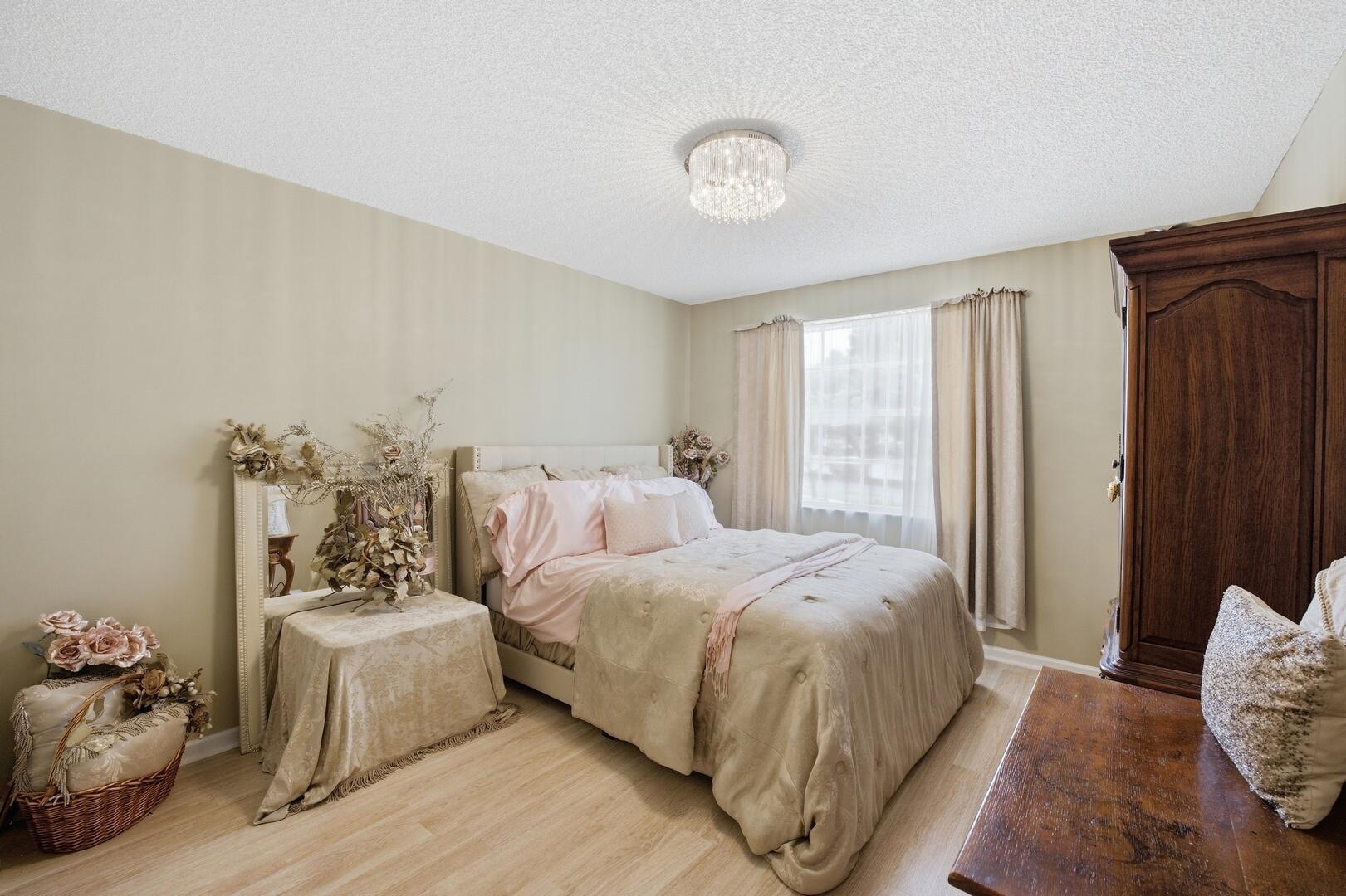 BOCA GARDENS - Residential