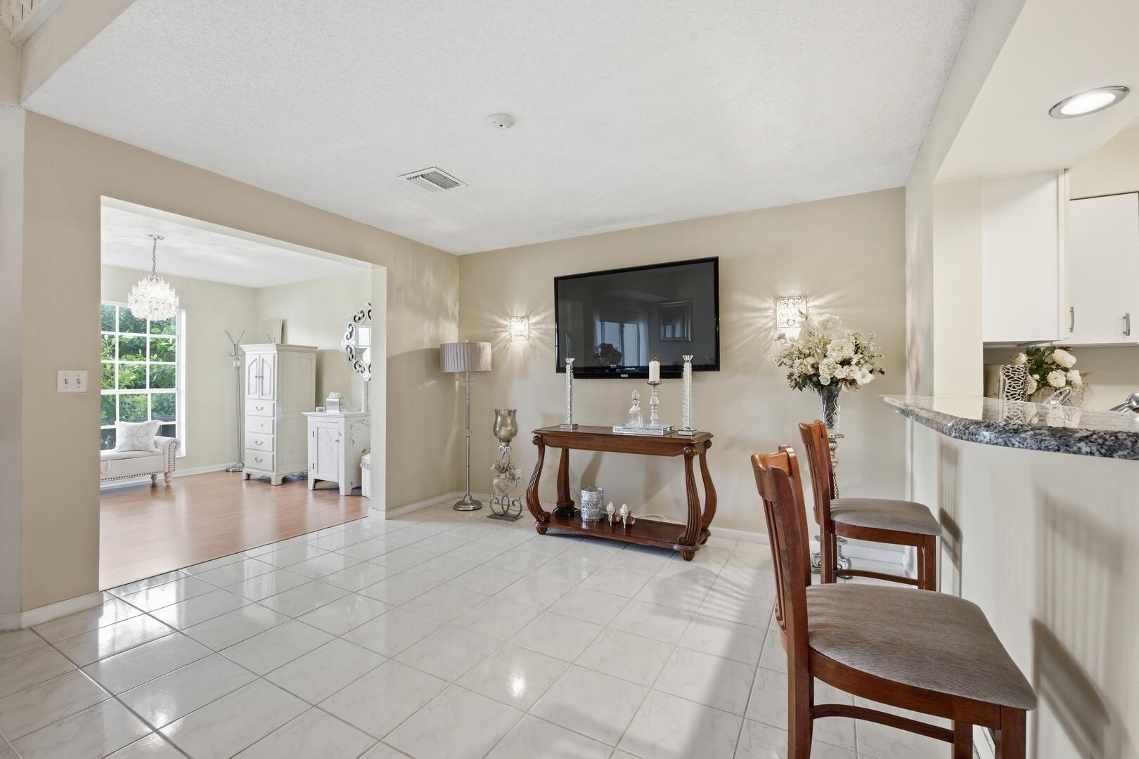 BOCA GARDENS - Residential