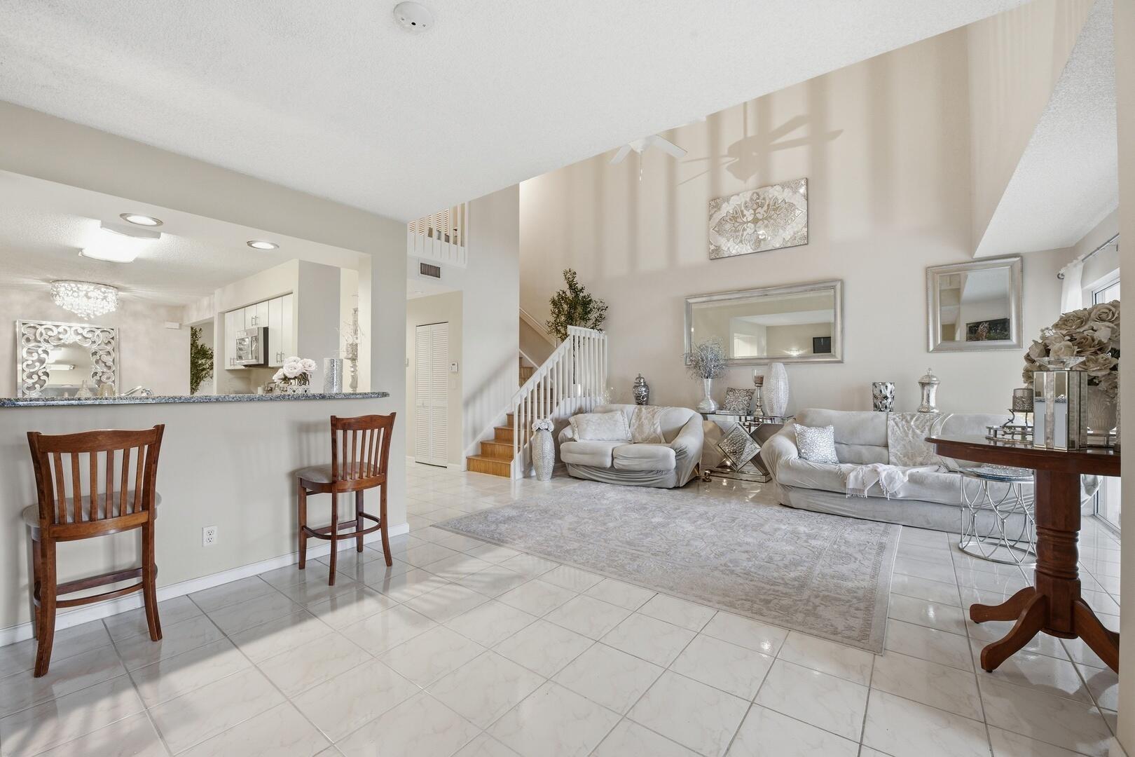 BOCA GARDENS - Residential