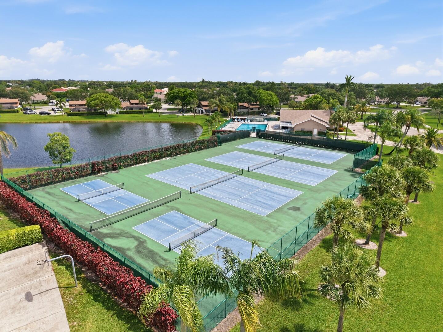 BOCA GARDENS - Residential