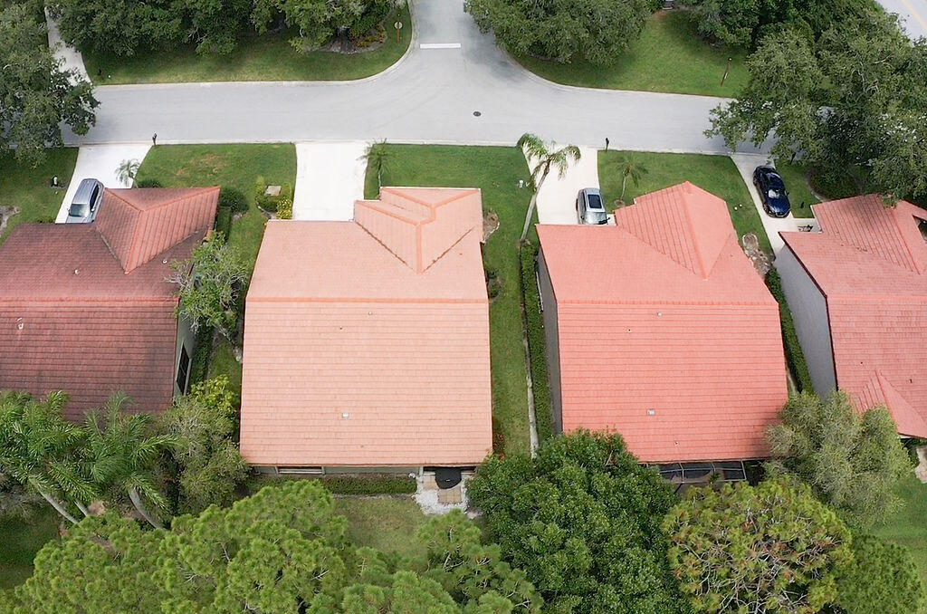 STARLING COURT AT MARTIN DOWNS (AKA MARTIN DOWNS P - Residential