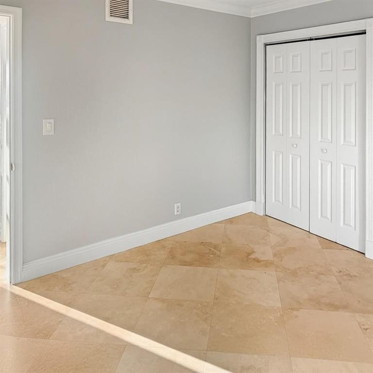 WILTON LAKE CONDOMINIUM - Residential Lease