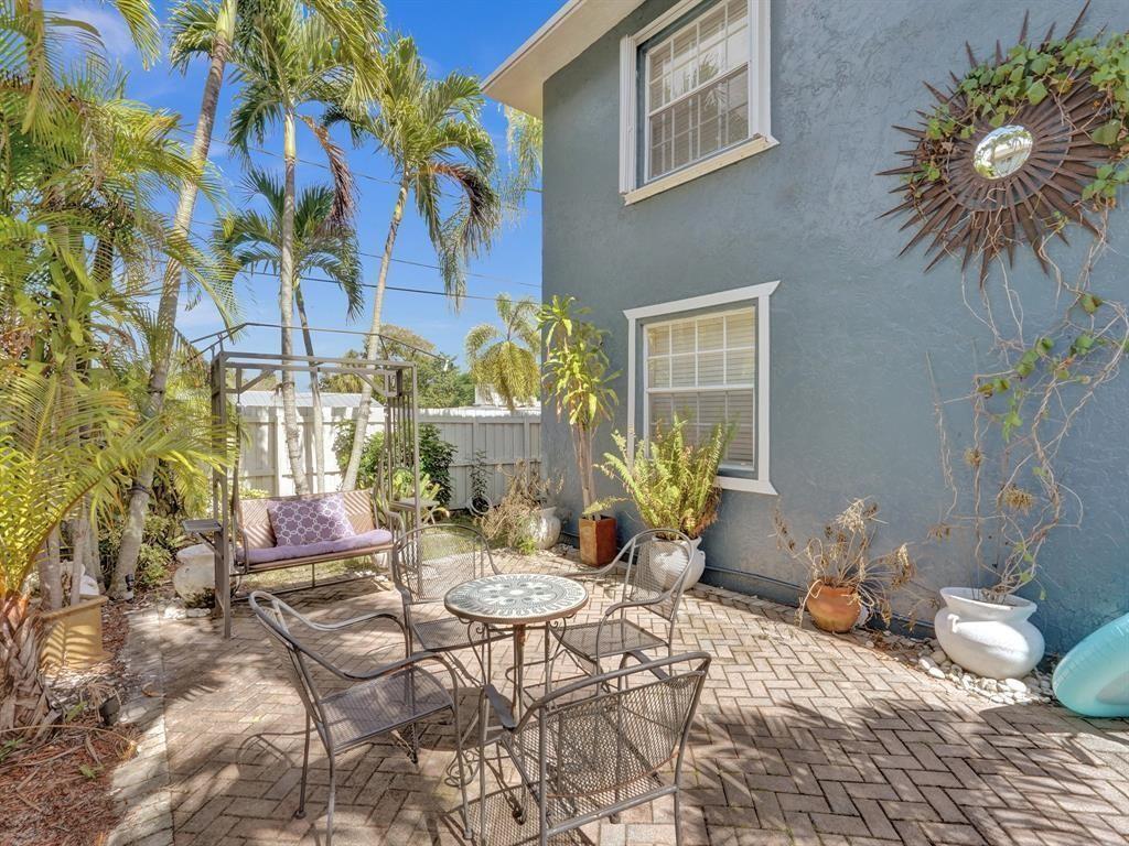 WILTON LAKE CONDOMINIUM - Residential Lease