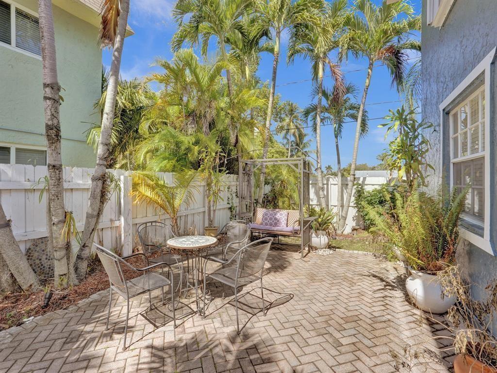 WILTON LAKE CONDOMINIUM - Residential Lease