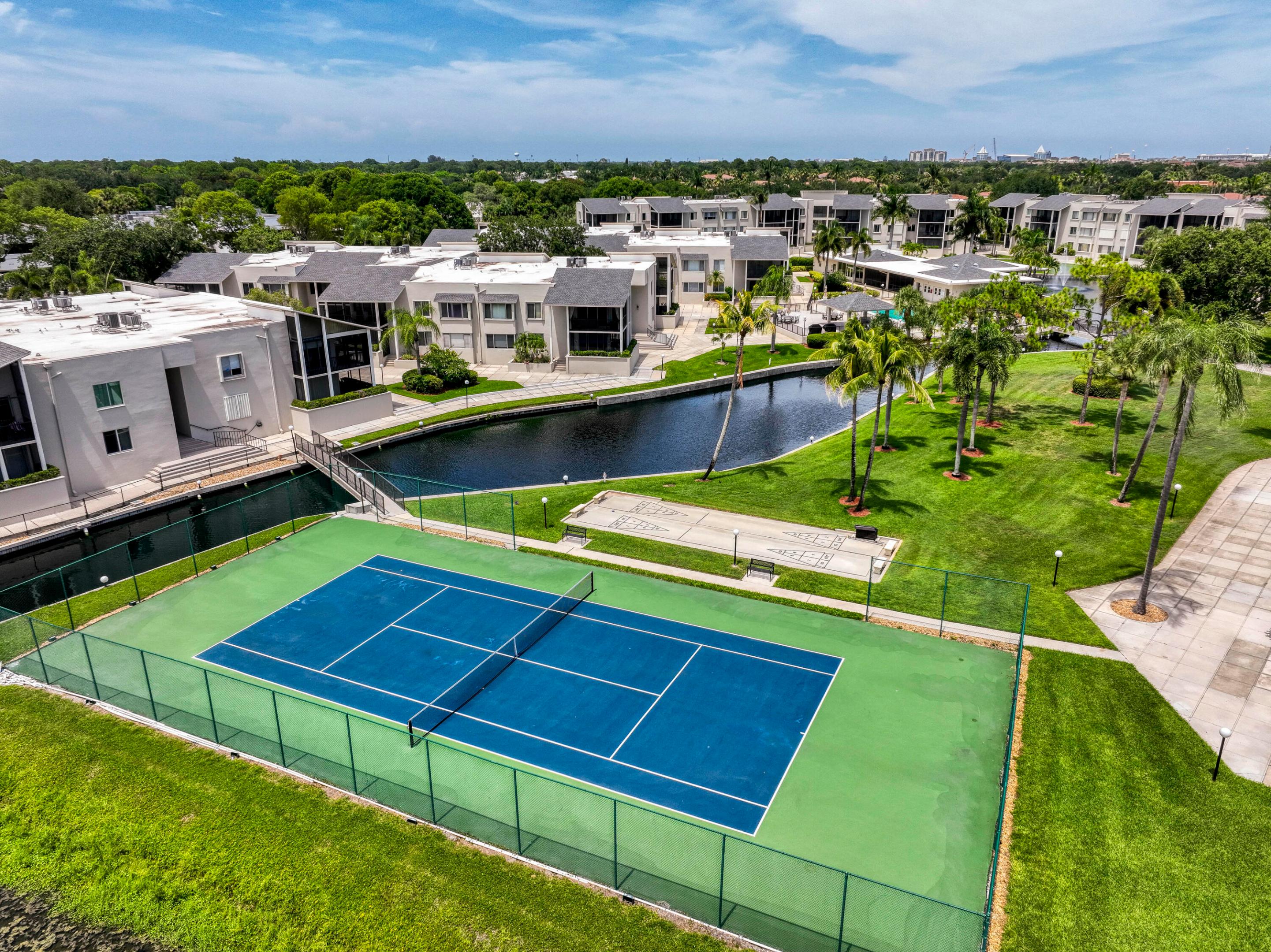 Longwood - Residential