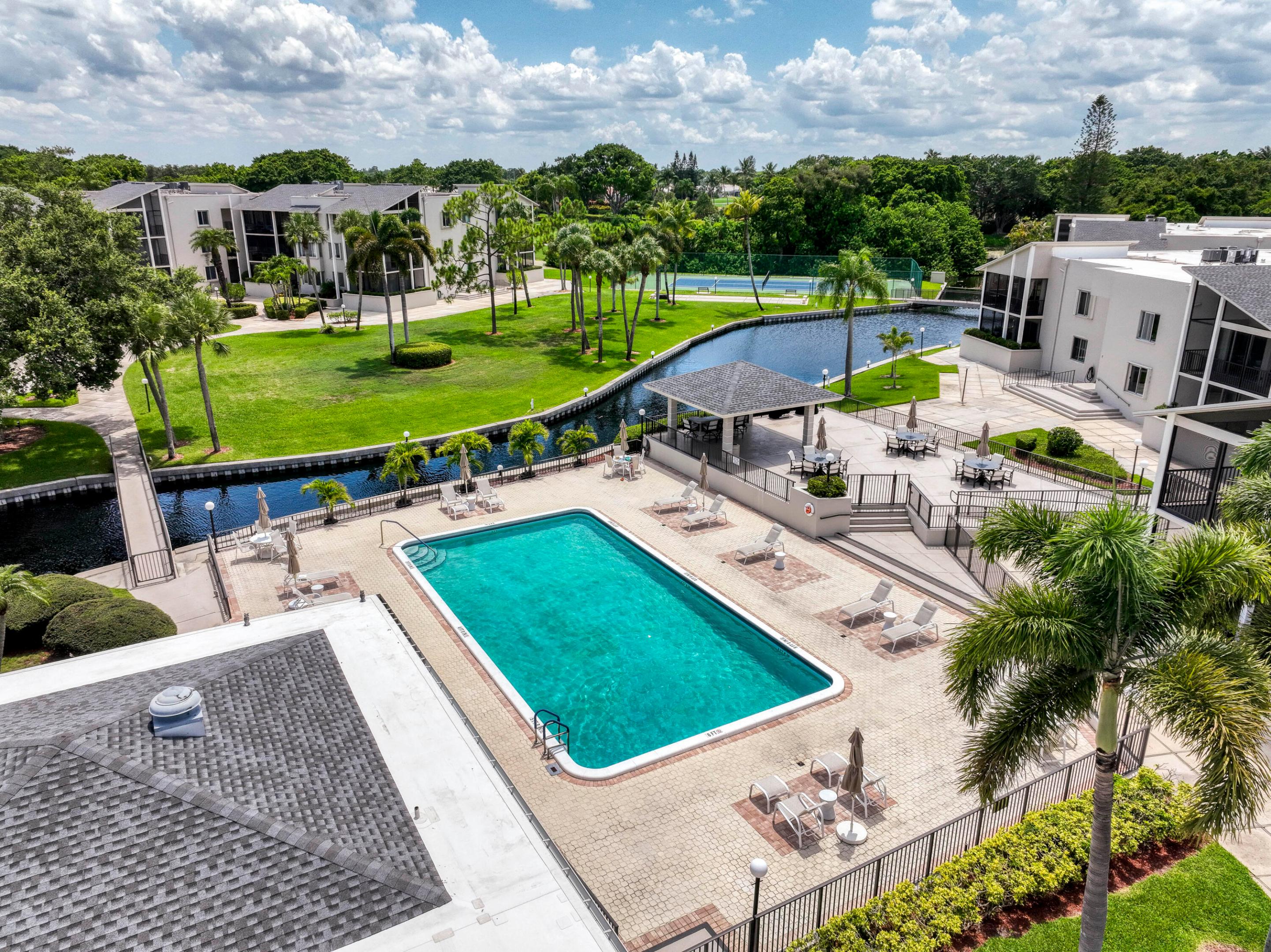 Longwood - Residential