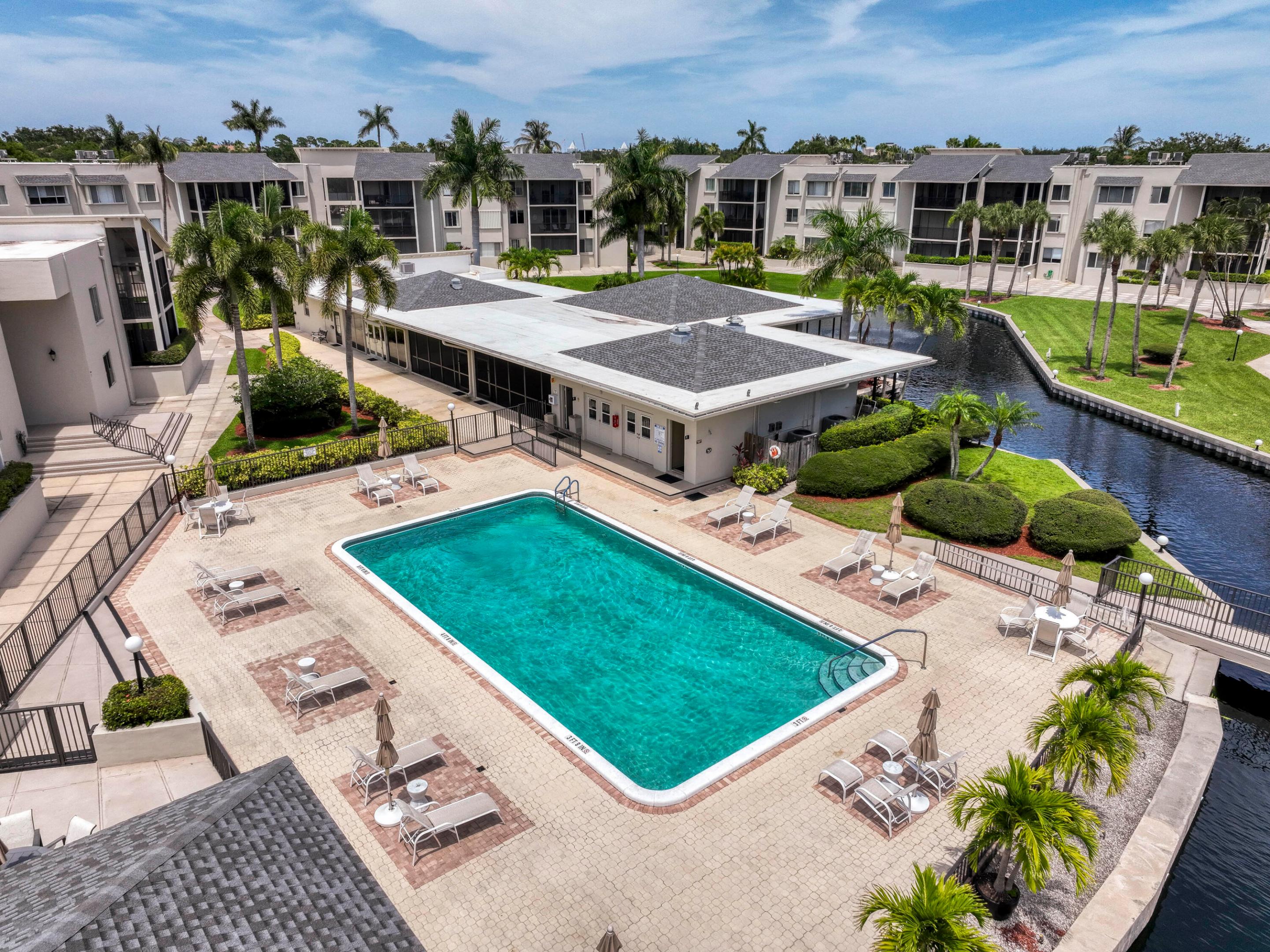Longwood - Residential