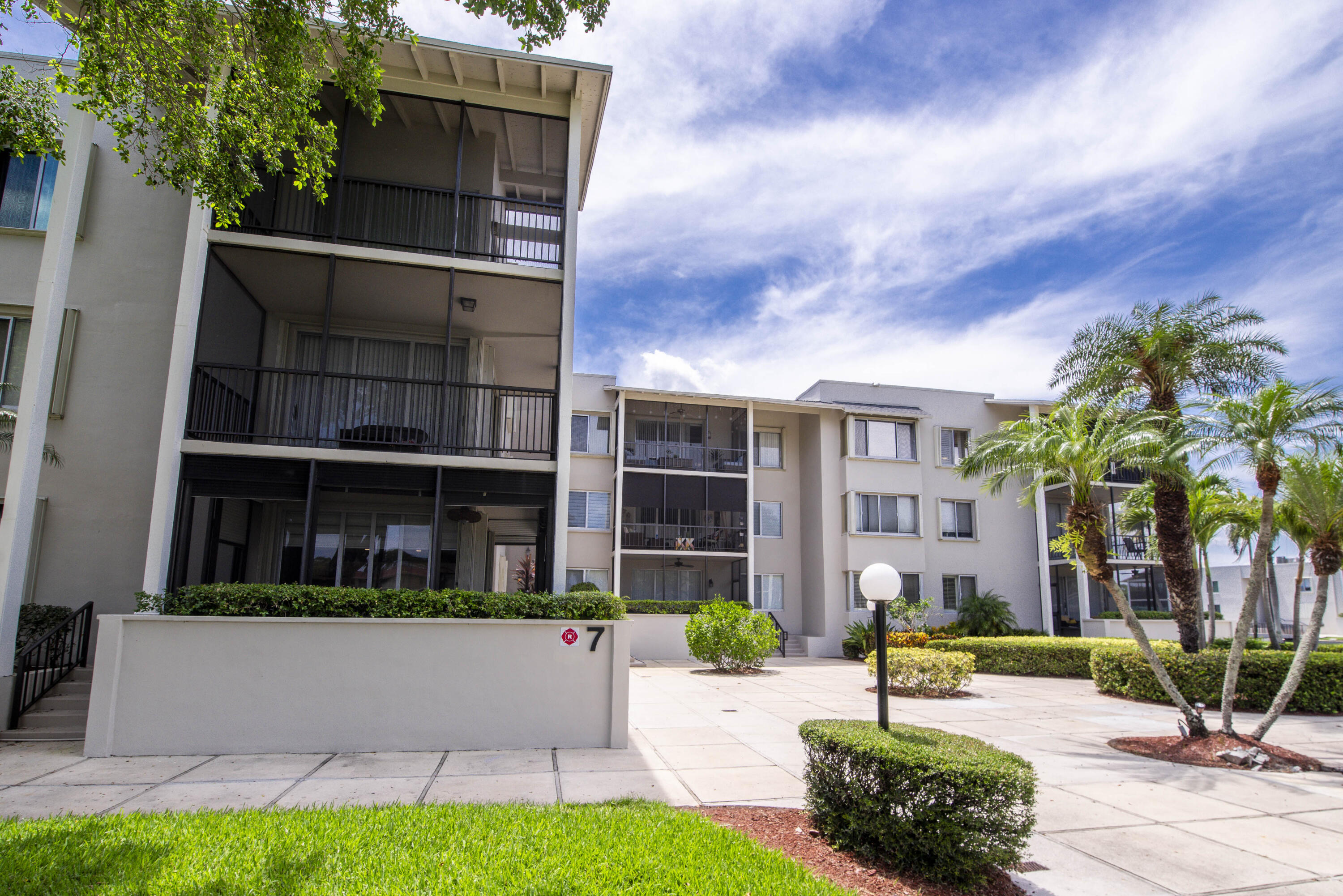 Longwood - Residential