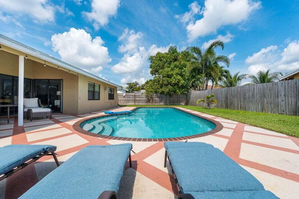 AMERICAN HOMES AT BOCA RATON 10 - Residential Lease