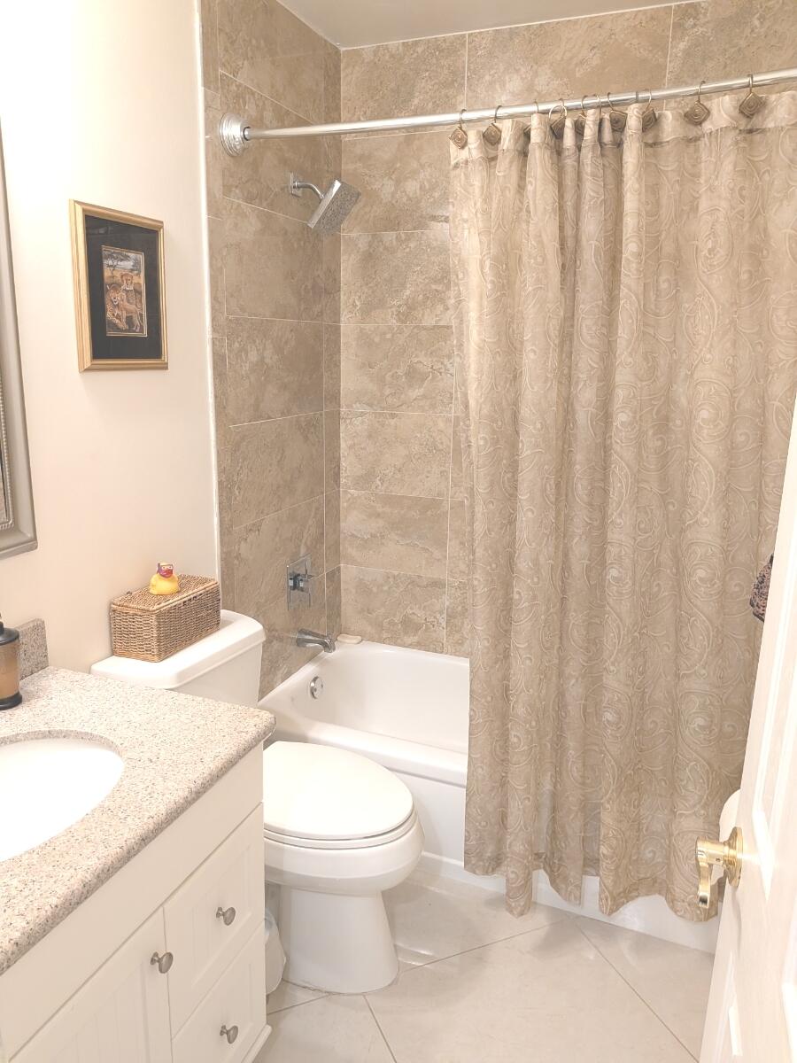 Estada - Residential Lease