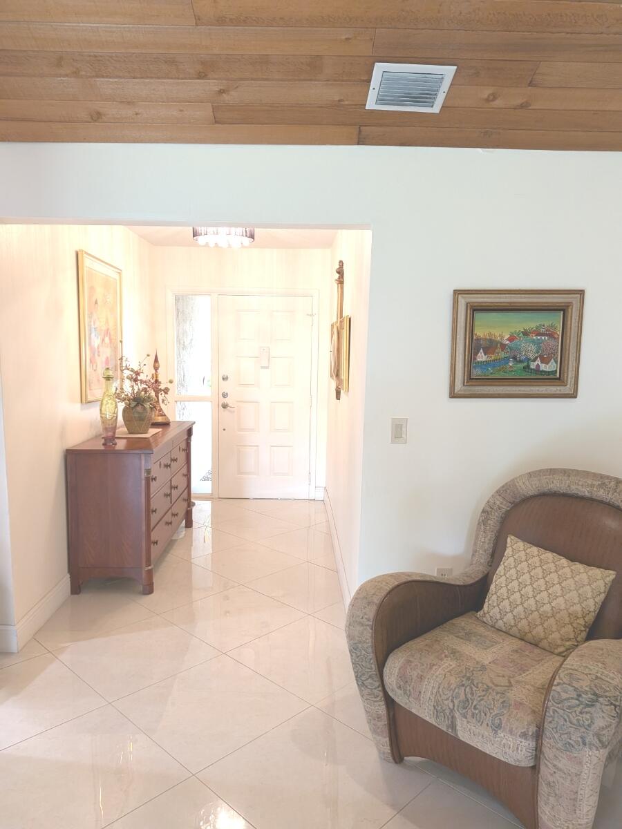 Estada - Residential Lease