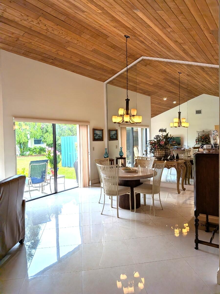 Estada - Residential Lease