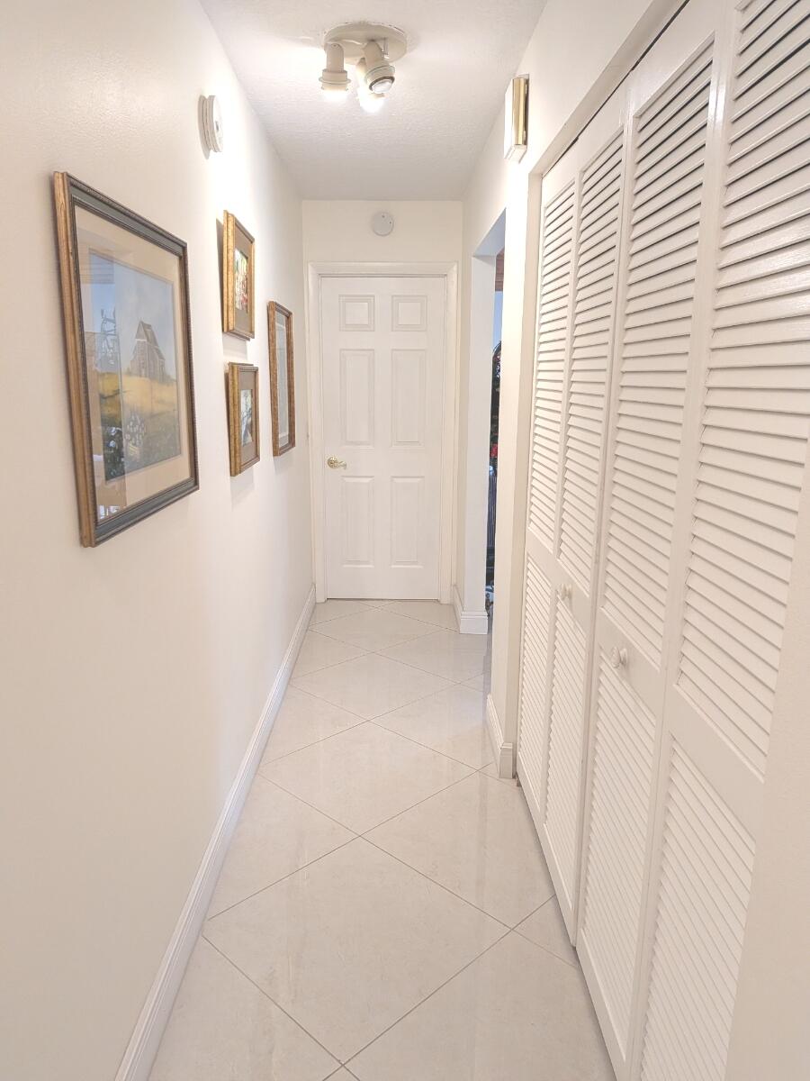Estada - Residential Lease
