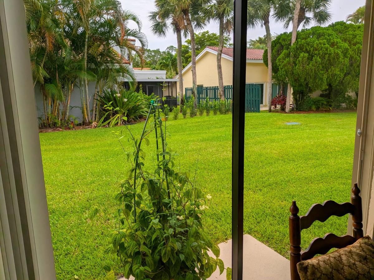 Estada - Residential Lease