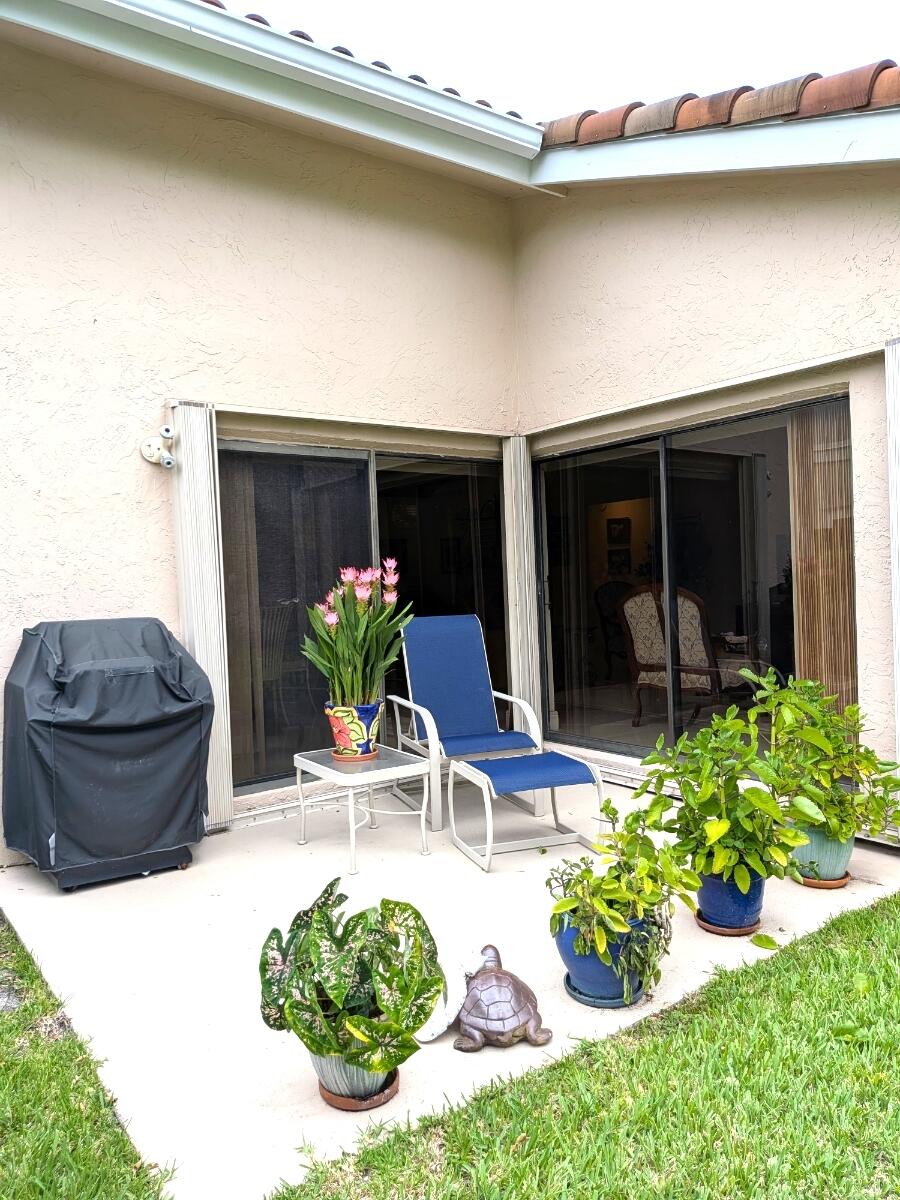 Estada - Residential Lease