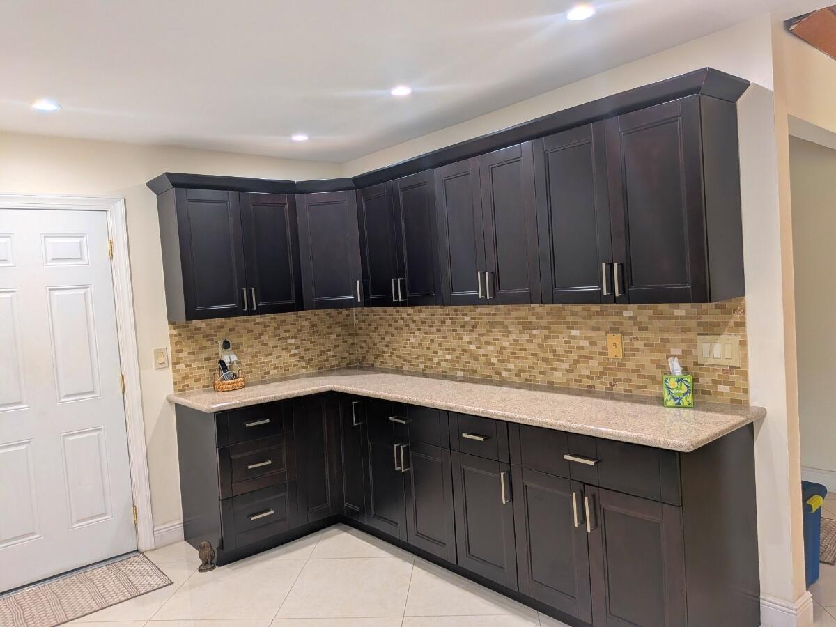 Estada - Residential Lease