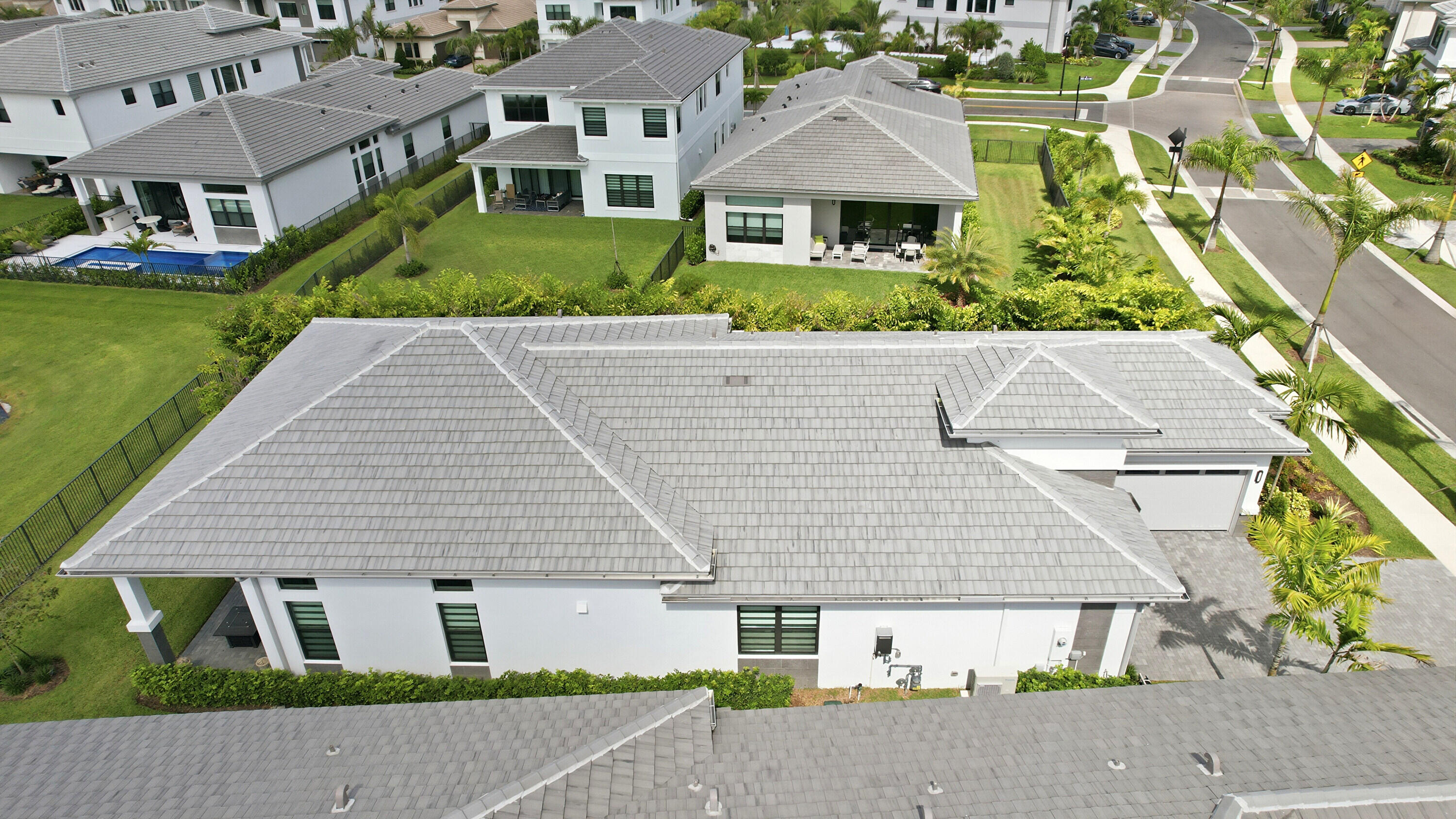 AVENIR POD - Residential Lease