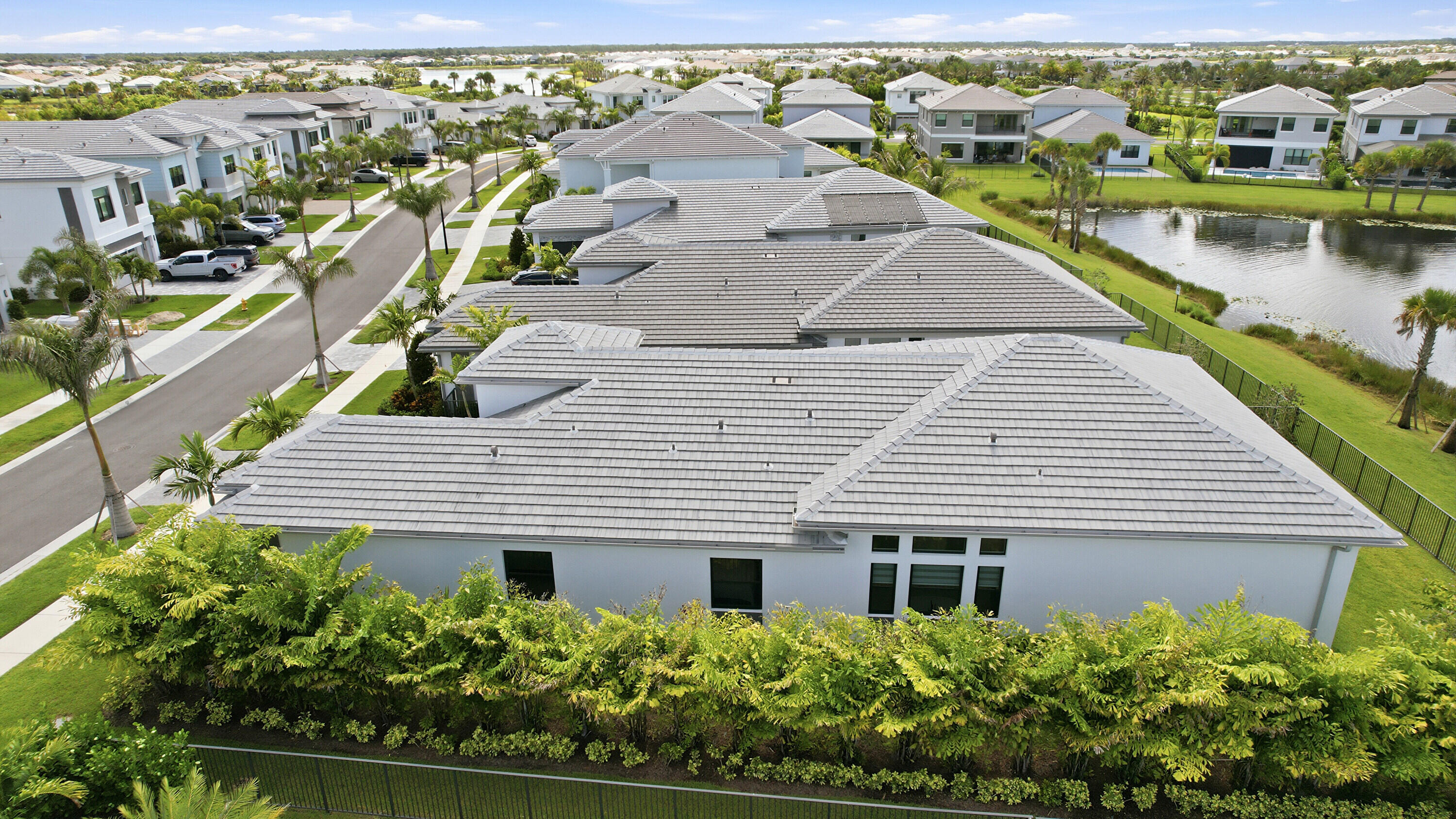 AVENIR POD - Residential Lease