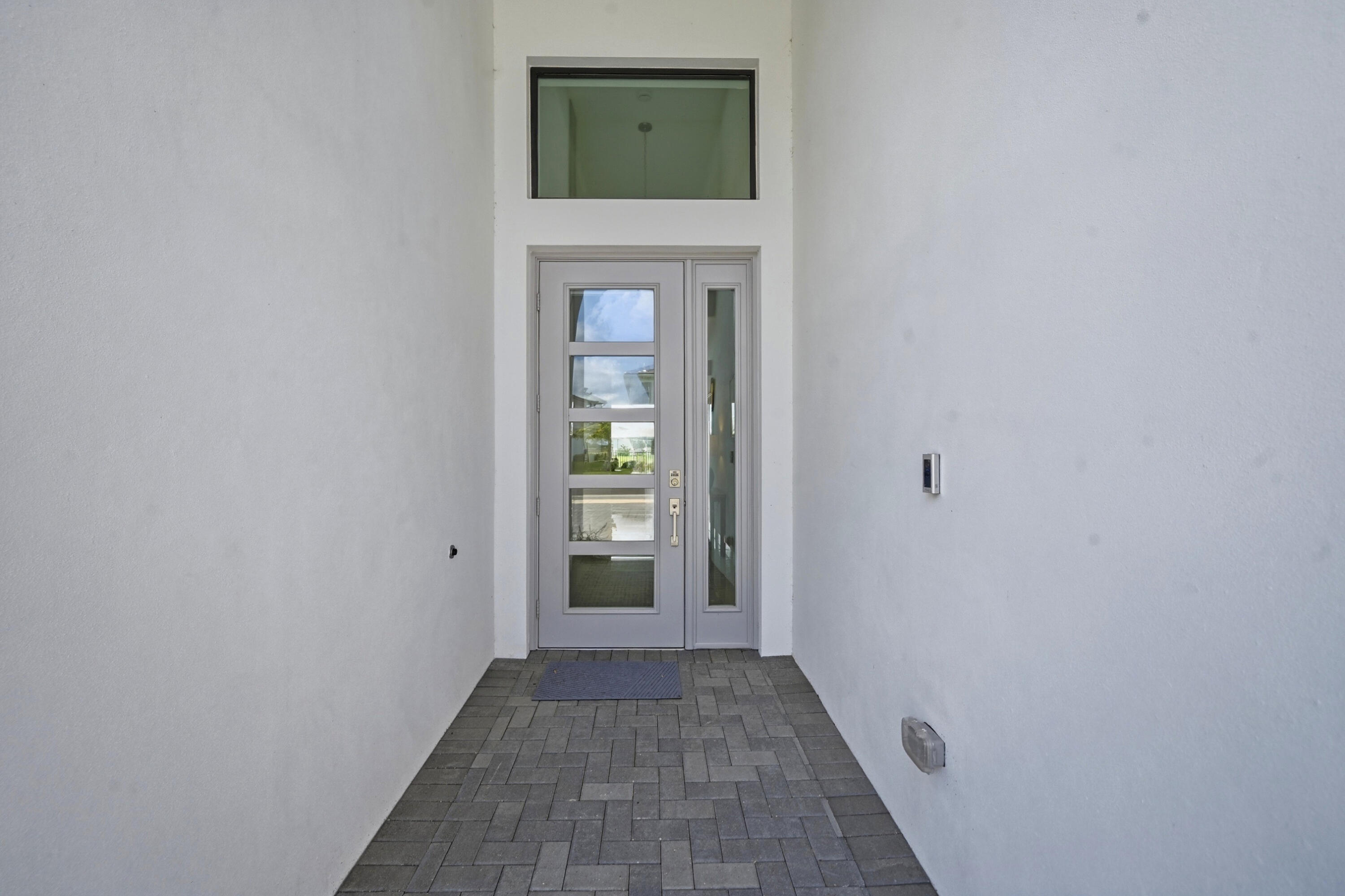 AVENIR POD - Residential Lease