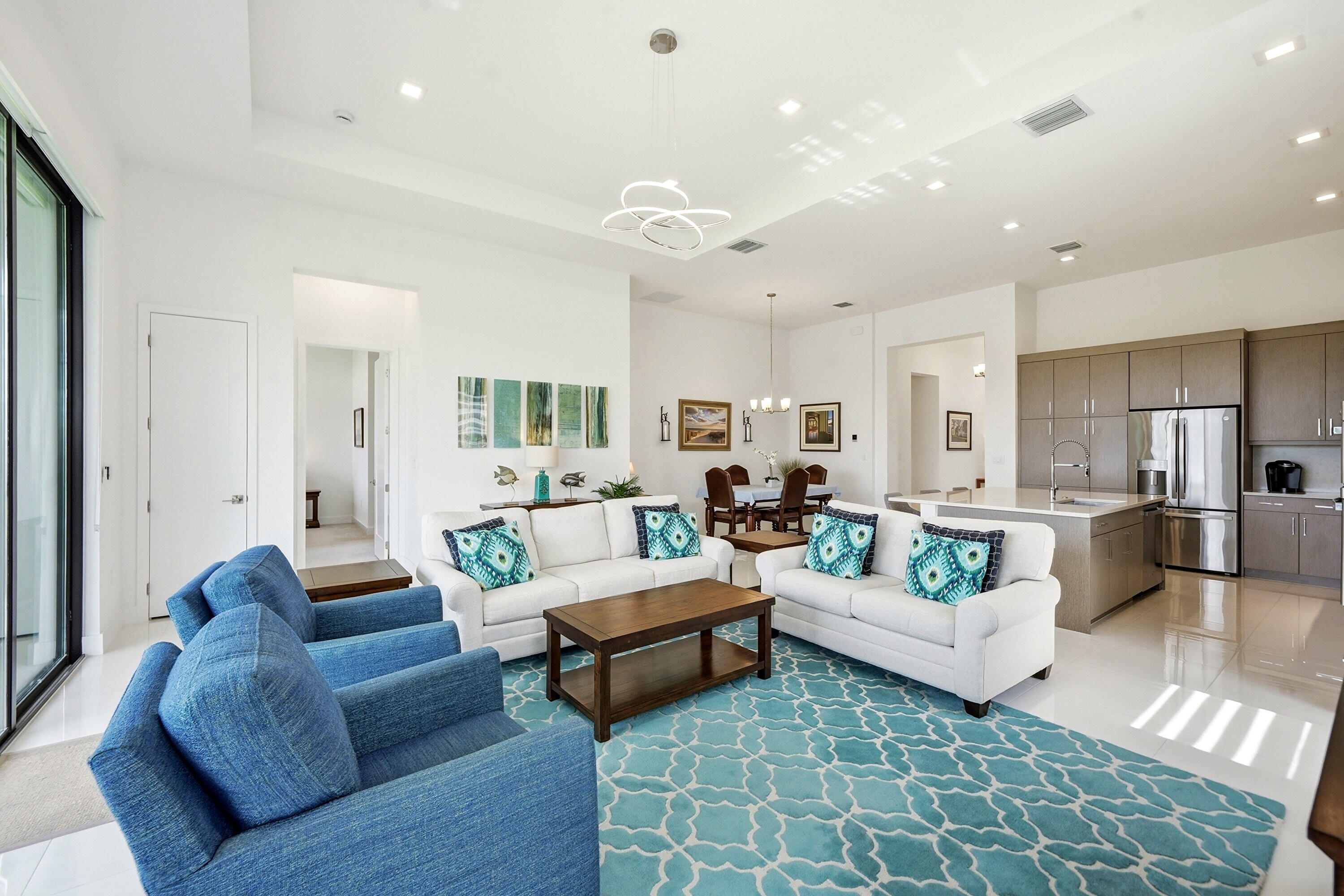 AVENIR POD - Residential Lease