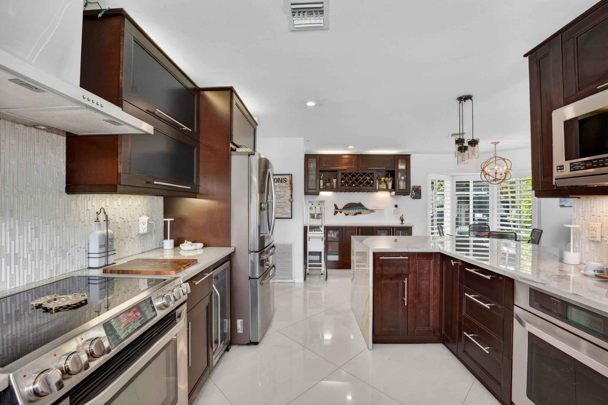 SANTA BARBARA SHORES - Residential Lease