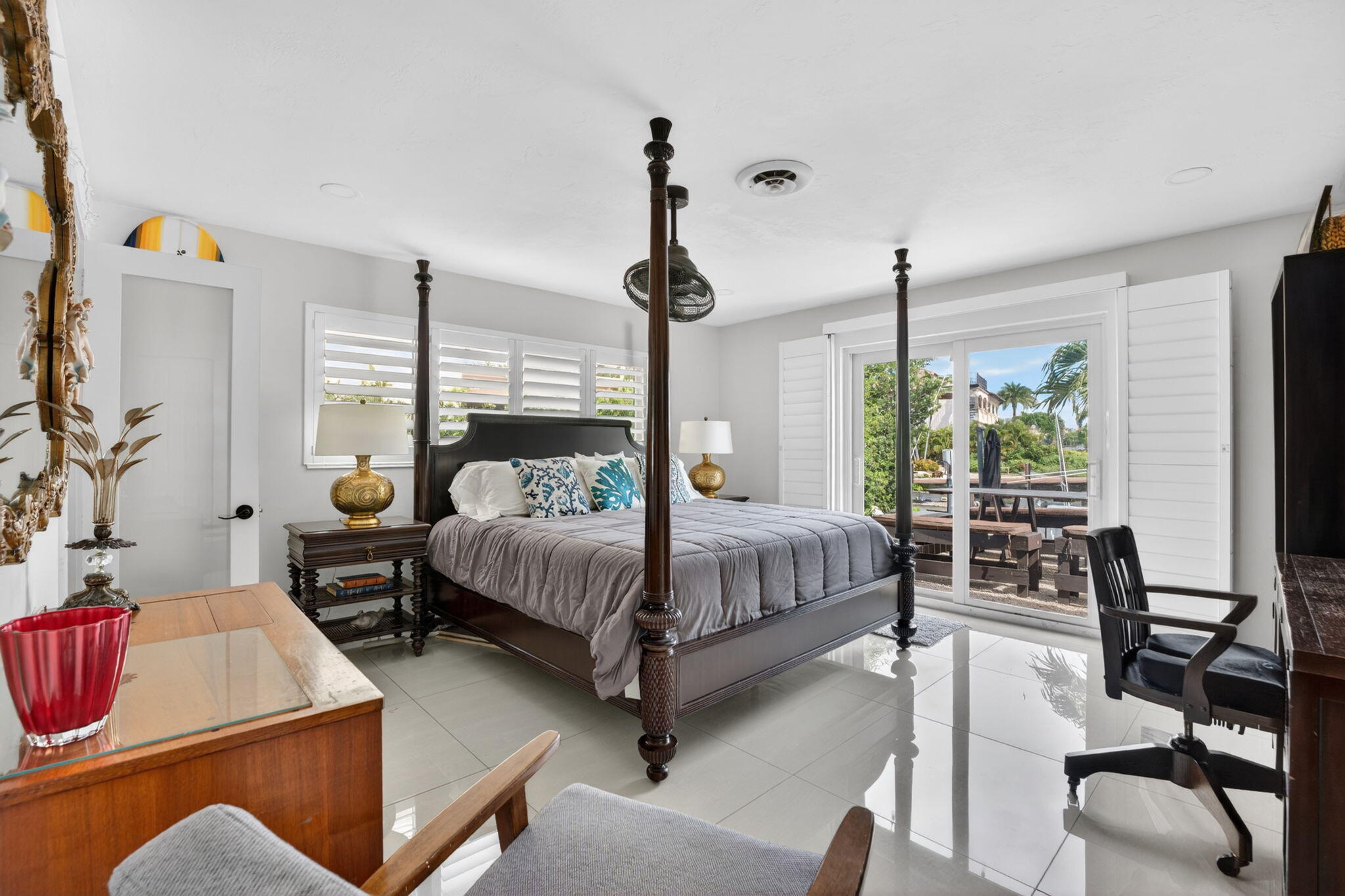 SANTA BARBARA SHORES - Residential Lease