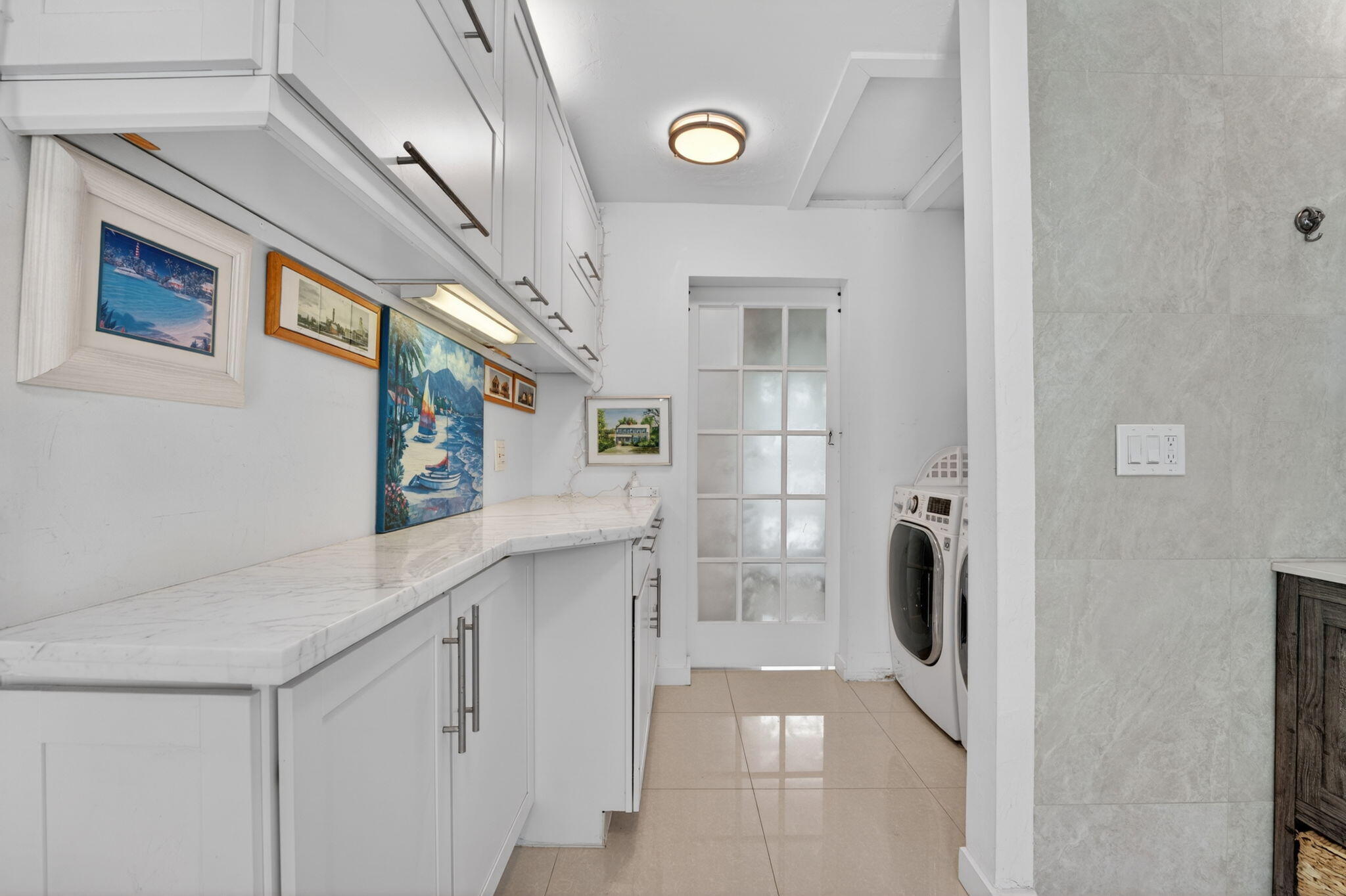 SANTA BARBARA SHORES - Residential Lease